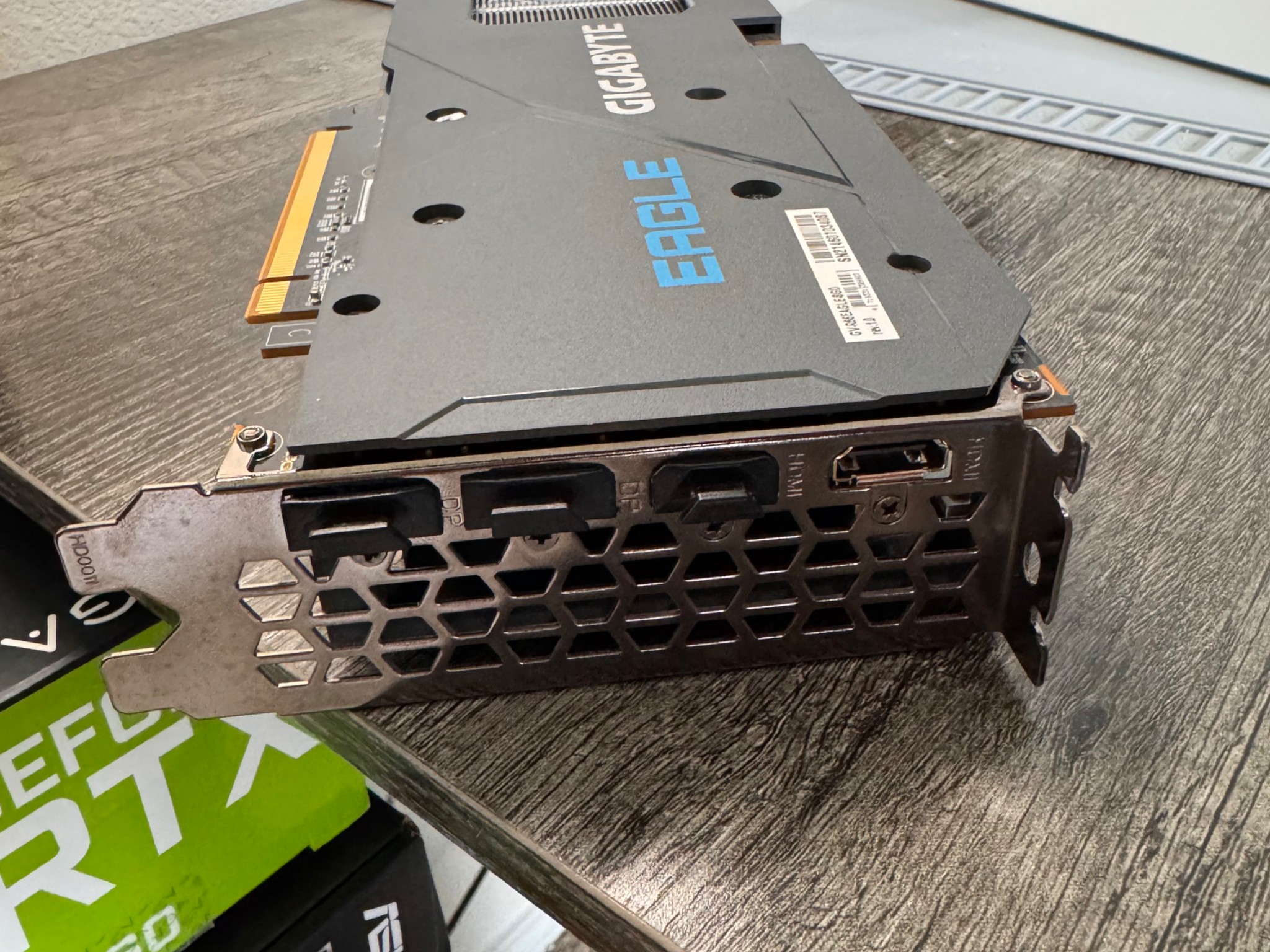 Gigabyte Radeon RX 6600 8GB