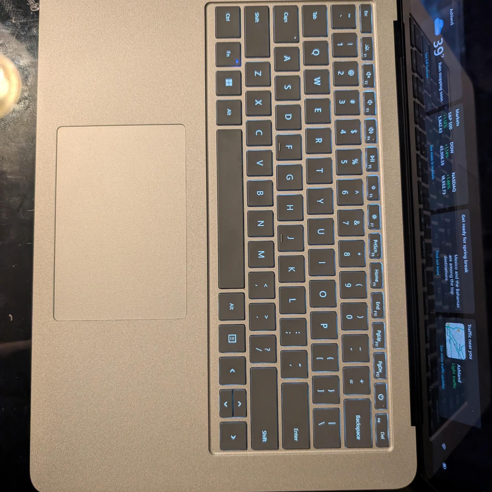 Surface Laptop Studio| i7 16gb 3050ti |