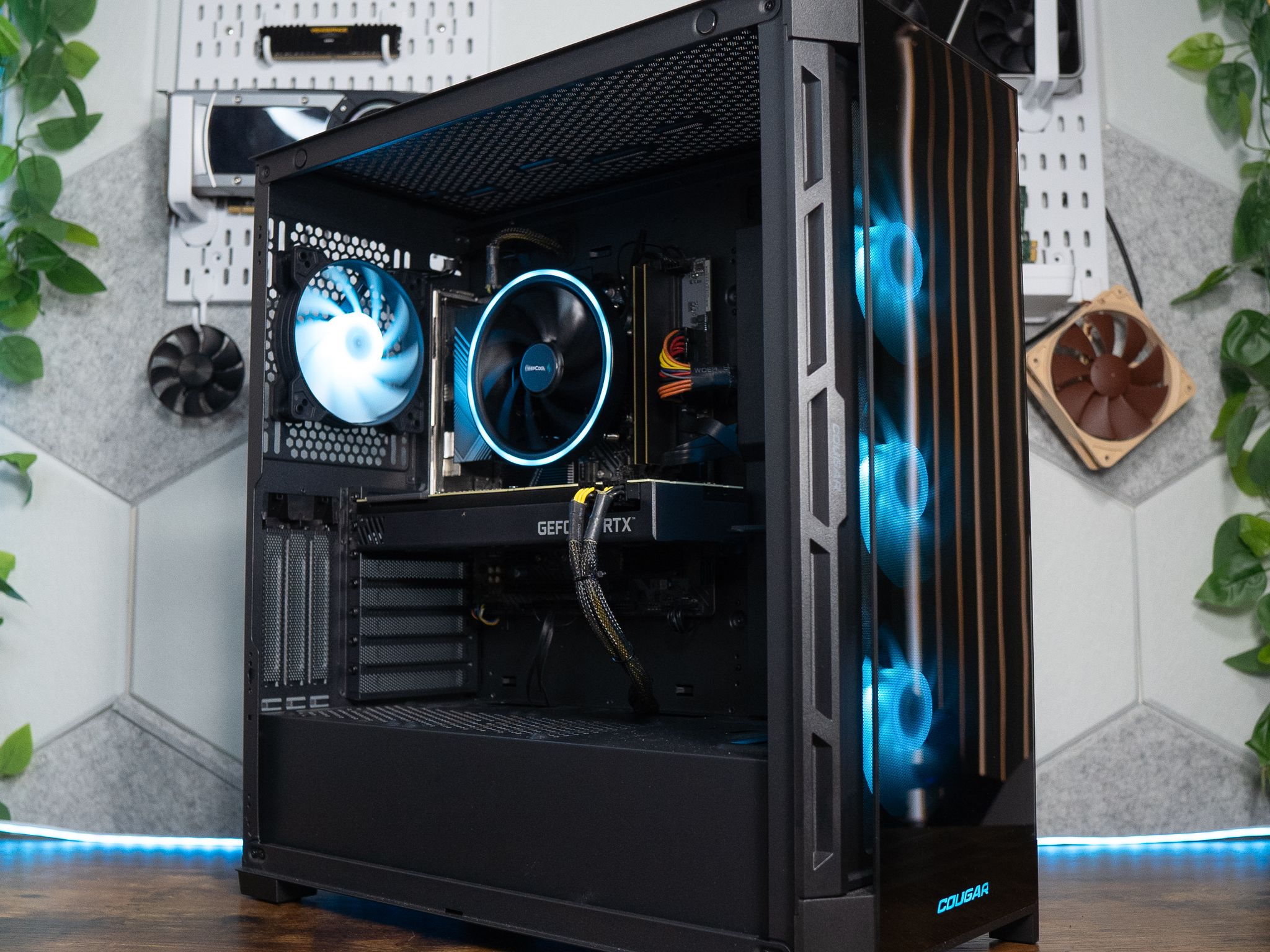 🍬🐾 | PNY RTX 2080 SUPER 8GB | RYZEN 5 7500F | 32GB DDR5 RAM | 1TB NVME SSD + 1TB HDD | Candy Cougar
