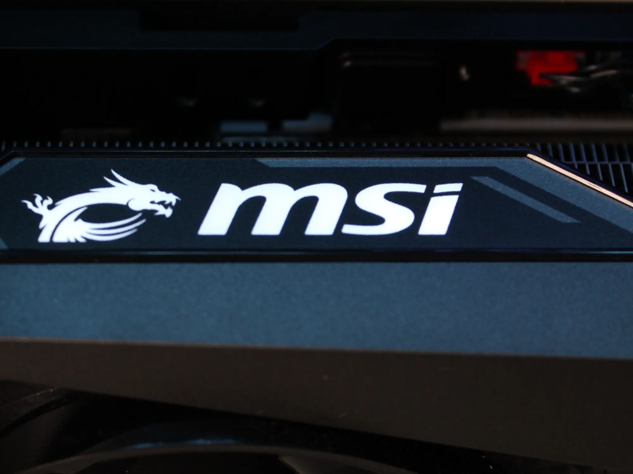 RTX 4090 | Ryzen 7 7800X3D | 2TB SSD NVMe | 32GB RAM DDR5 | 850W PSU