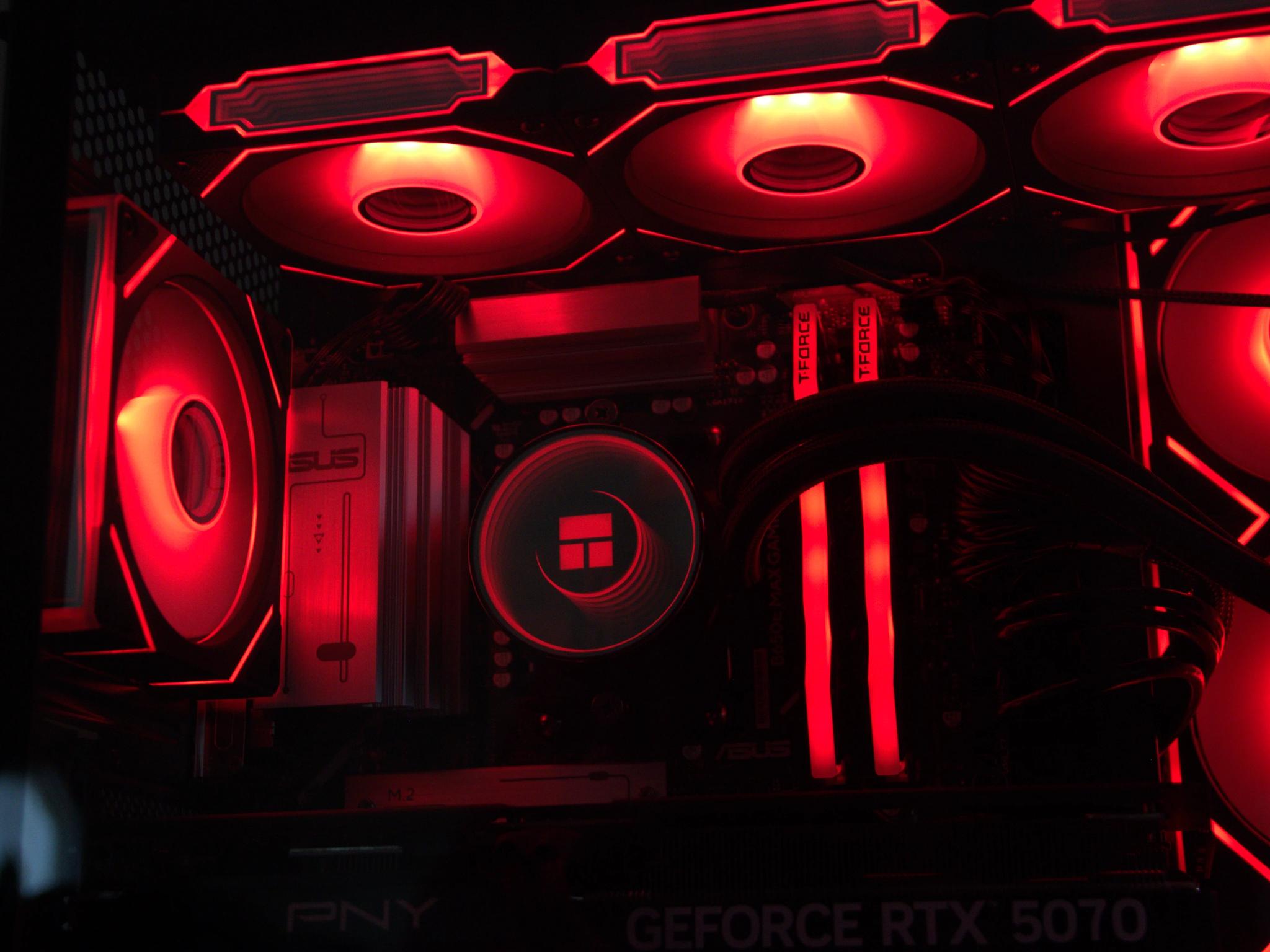 RTX 5070 Premium Gaming PC