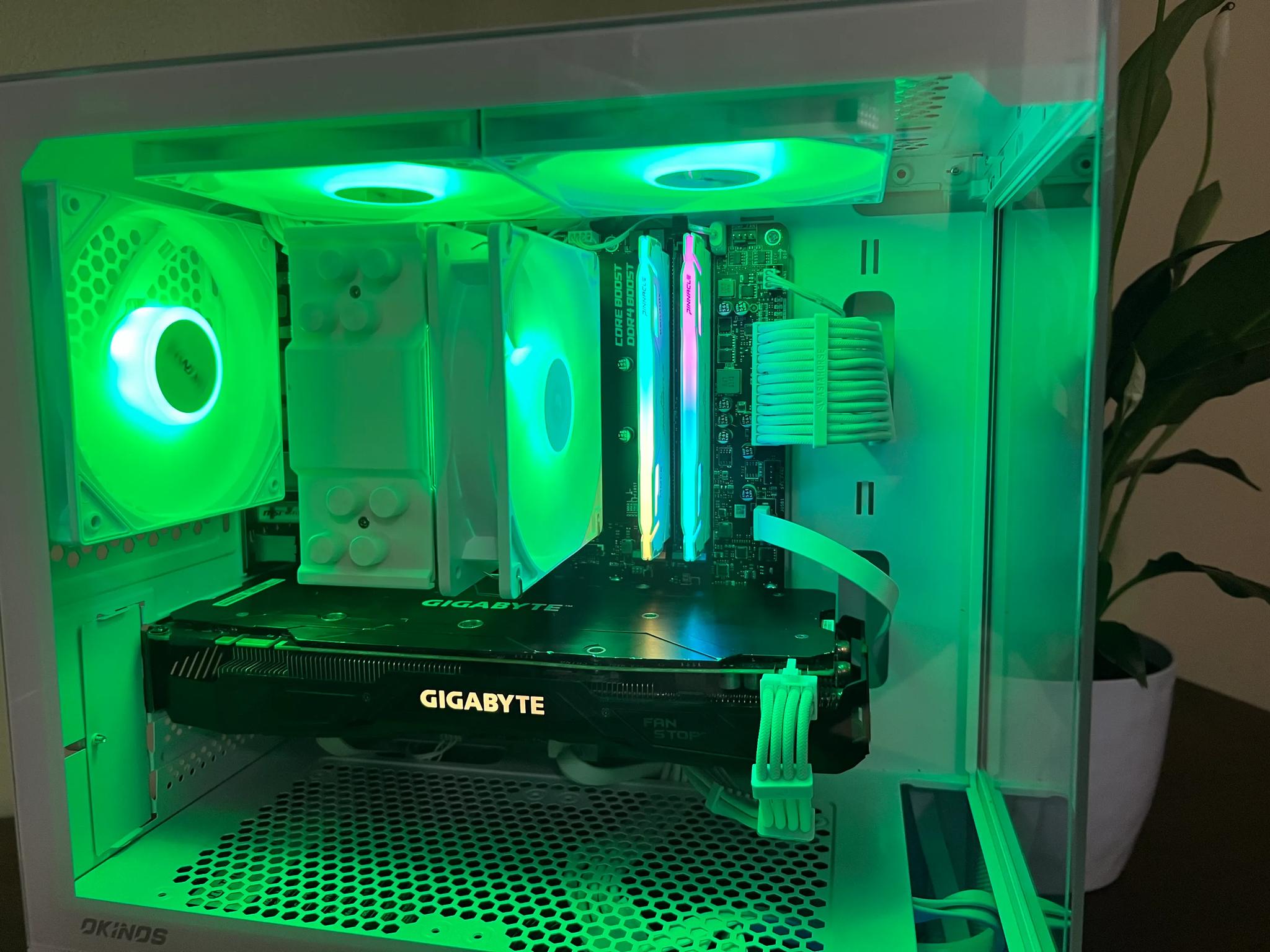 Gaming PC Nvidia GTX 1080 8gb 1tb SSD 16GB RAM WIFi+BT WINDOWS 11, Ryzen 5-5600