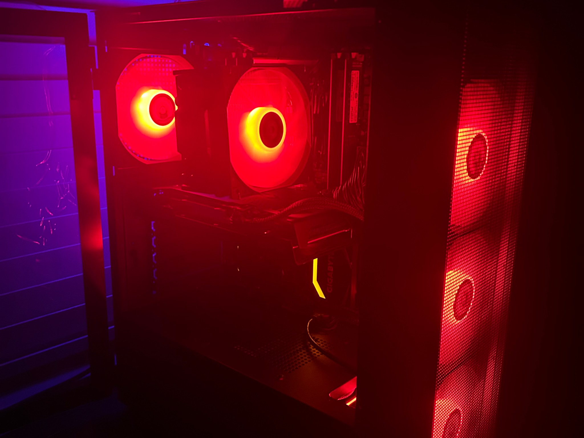 The "Console Killer V1" RX 6600 (3060 equivalent),24gb ddr4 Ram, i7 5930k,1tb SSD 1.5TBHD, WIFI, W11