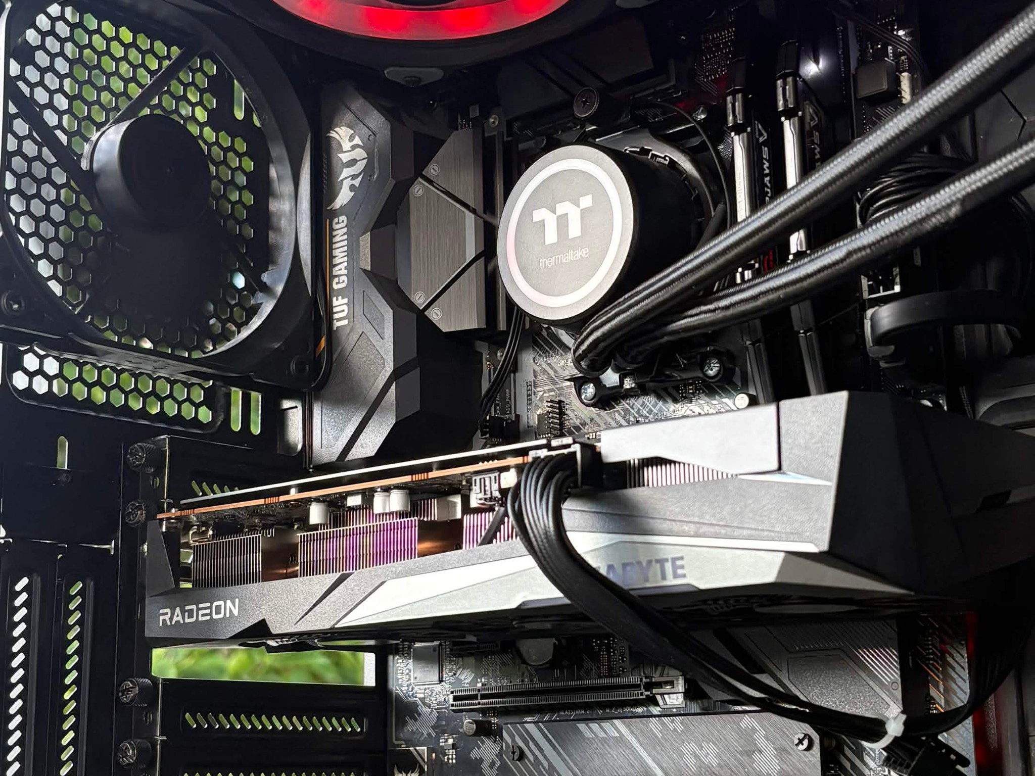 Mendi Electronics Voidclaw | Ryzen 9 5950X | RX 7600 | 32GB DDR4 | X570 WiFi | 1TB NVMe