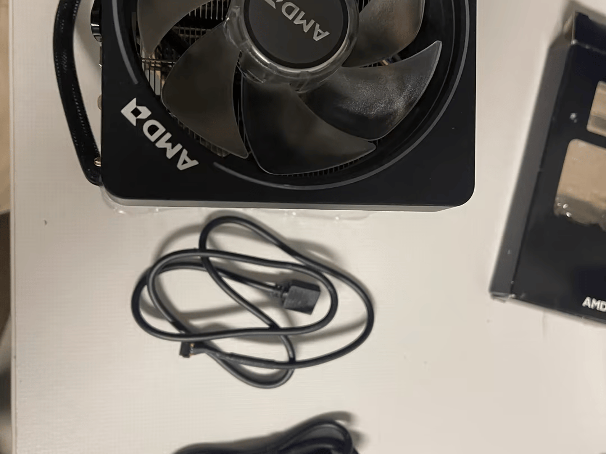 AMD Ryzen 7 3700X