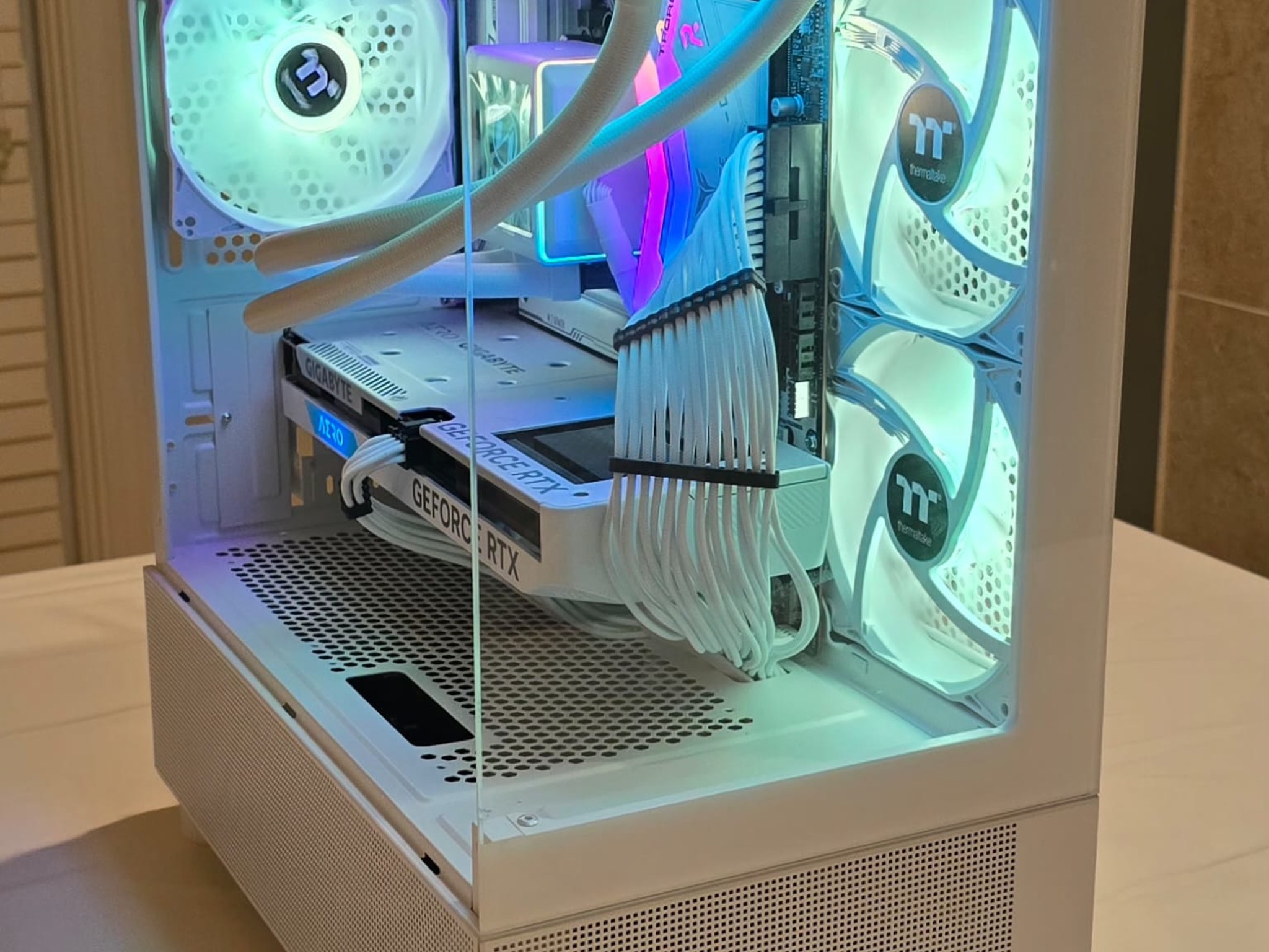Custom White ARGB Gaming PC – Sleek, Powerful, and Ready to Go