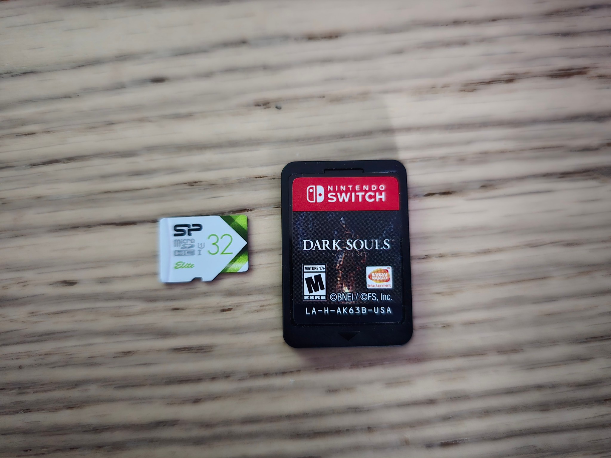 Switch Lite Grey w/DarkSouls