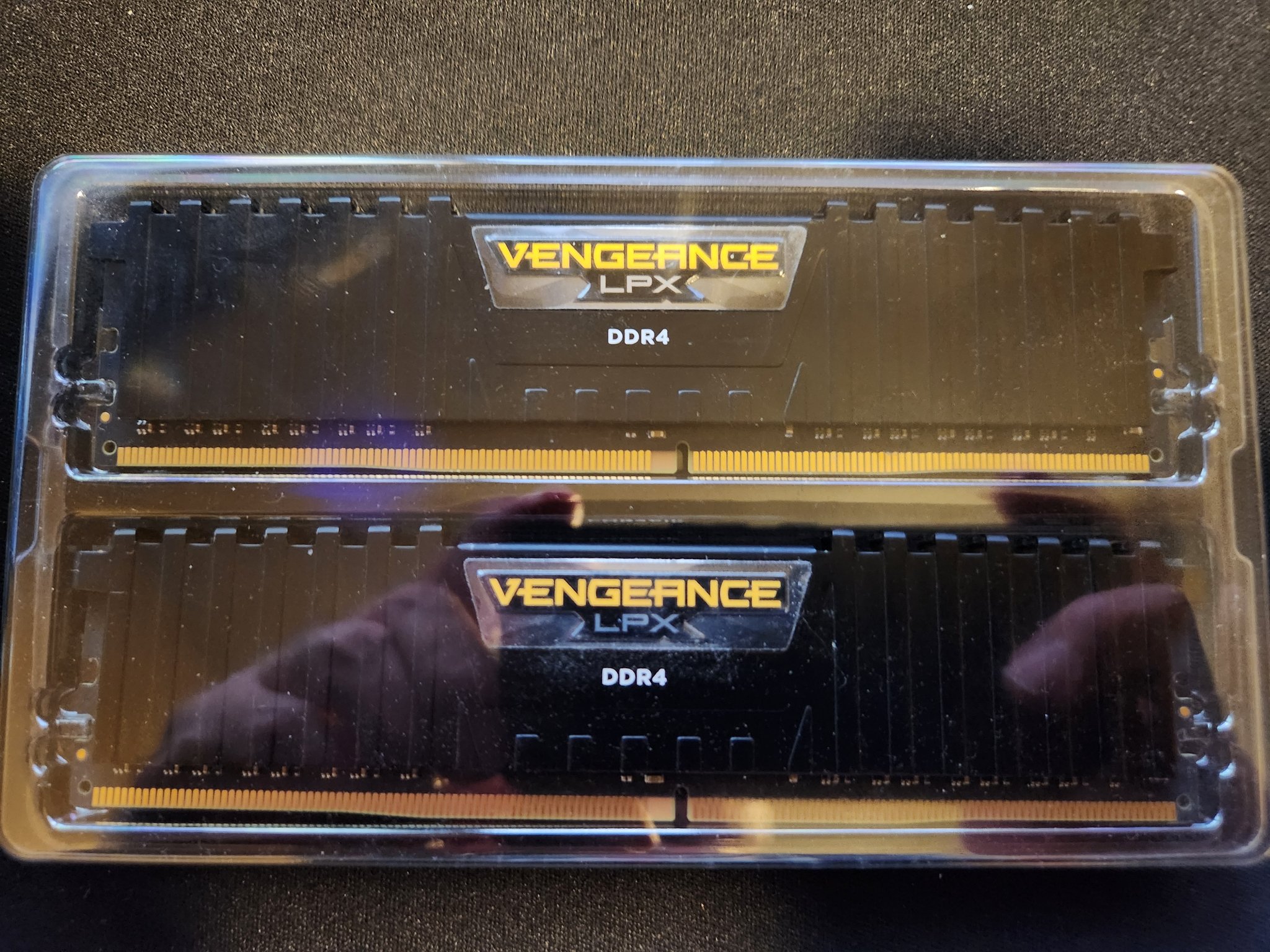 Corsair Vengeance LPX 16GB (2 x 8) DDR4 3200 Mhz CL16