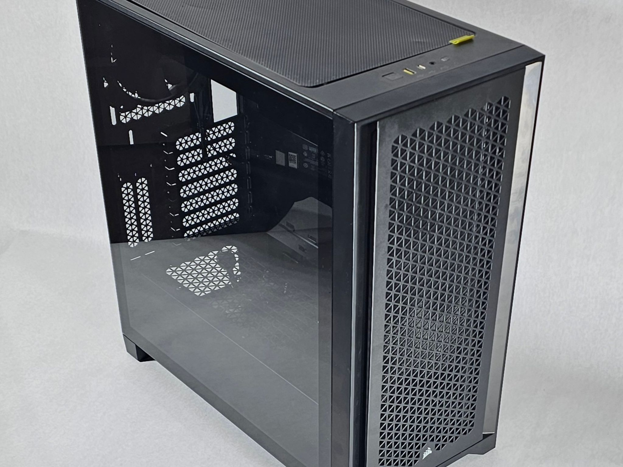 Corsair PC Case with Tempered Glass and Front Mesh