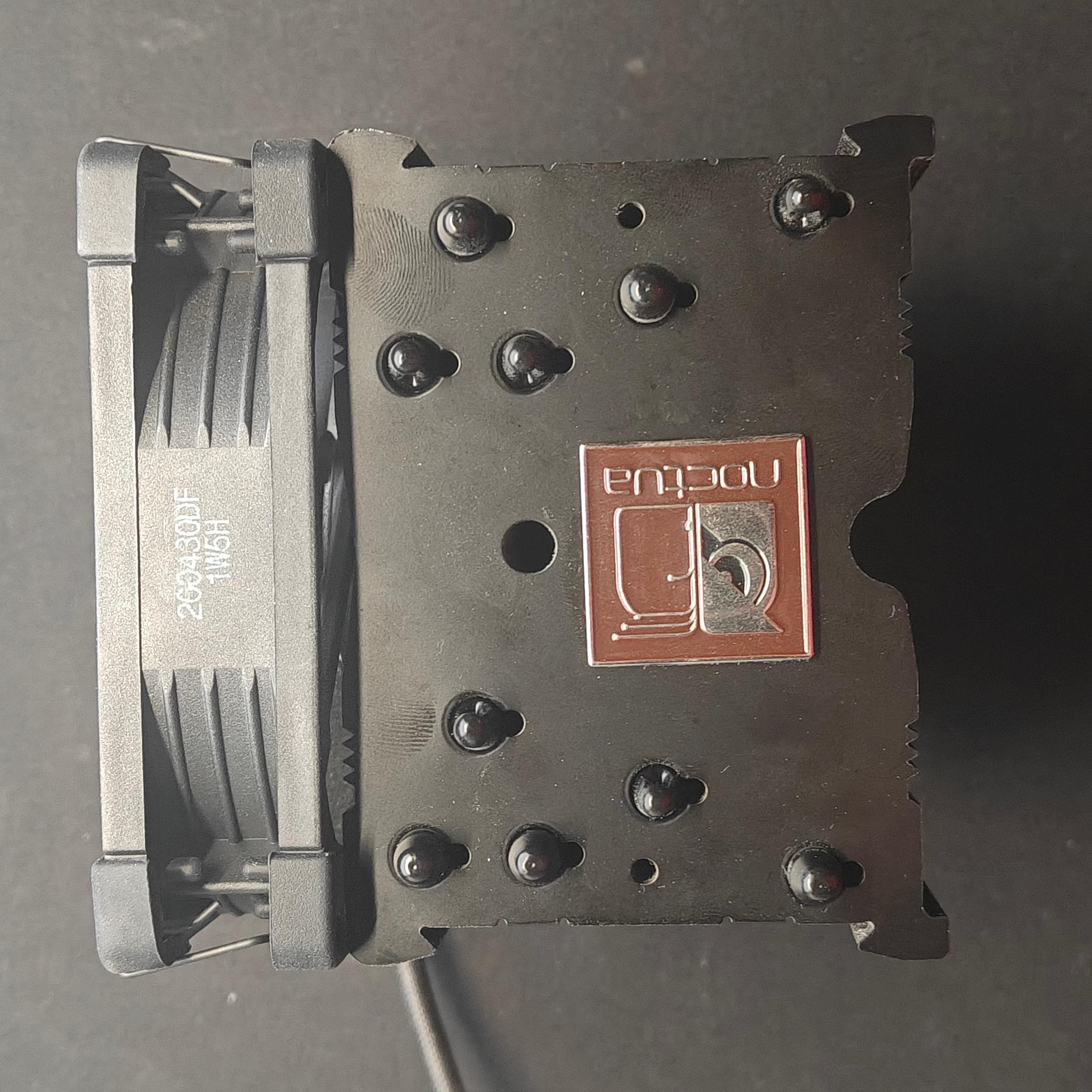 Noctua NH-U9S Chromax Black 92mm Single-Tower CPU Cooler LGA1200