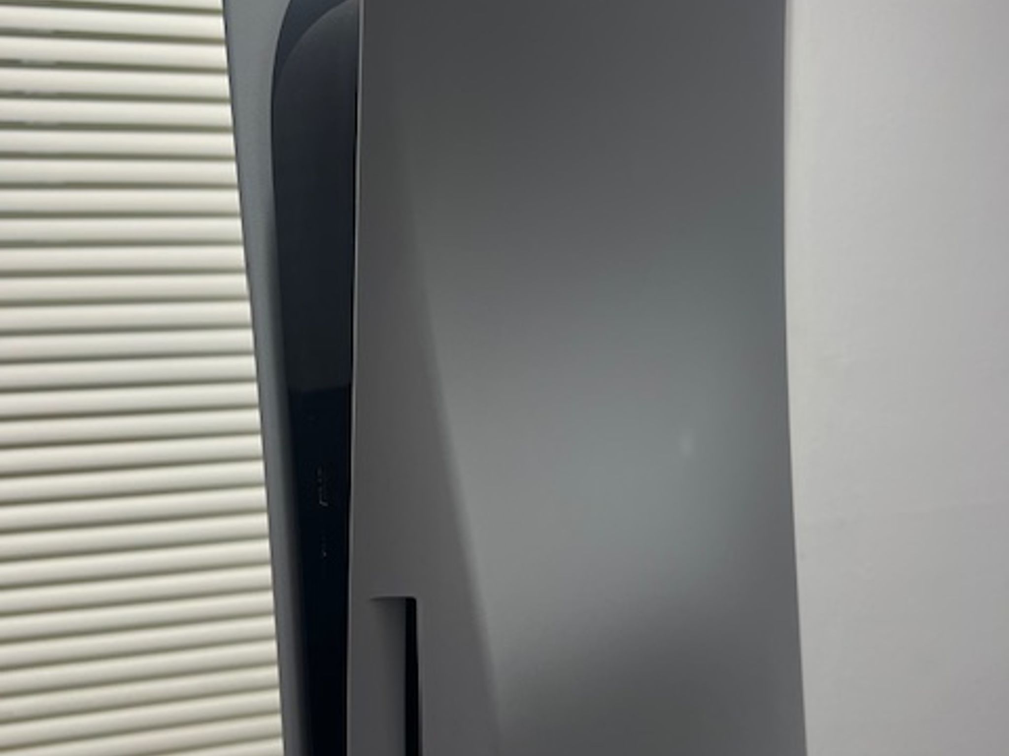 Playstation 5 + Black Plates