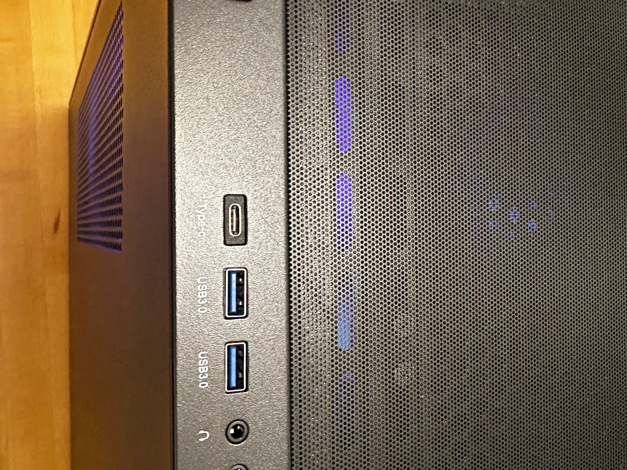 🫨🖤|RX 6800 XT, Core i7 7800x, 64gb DDR4, 1tb SSD, WiFi Equipped AIO Cooled Gaming PC!