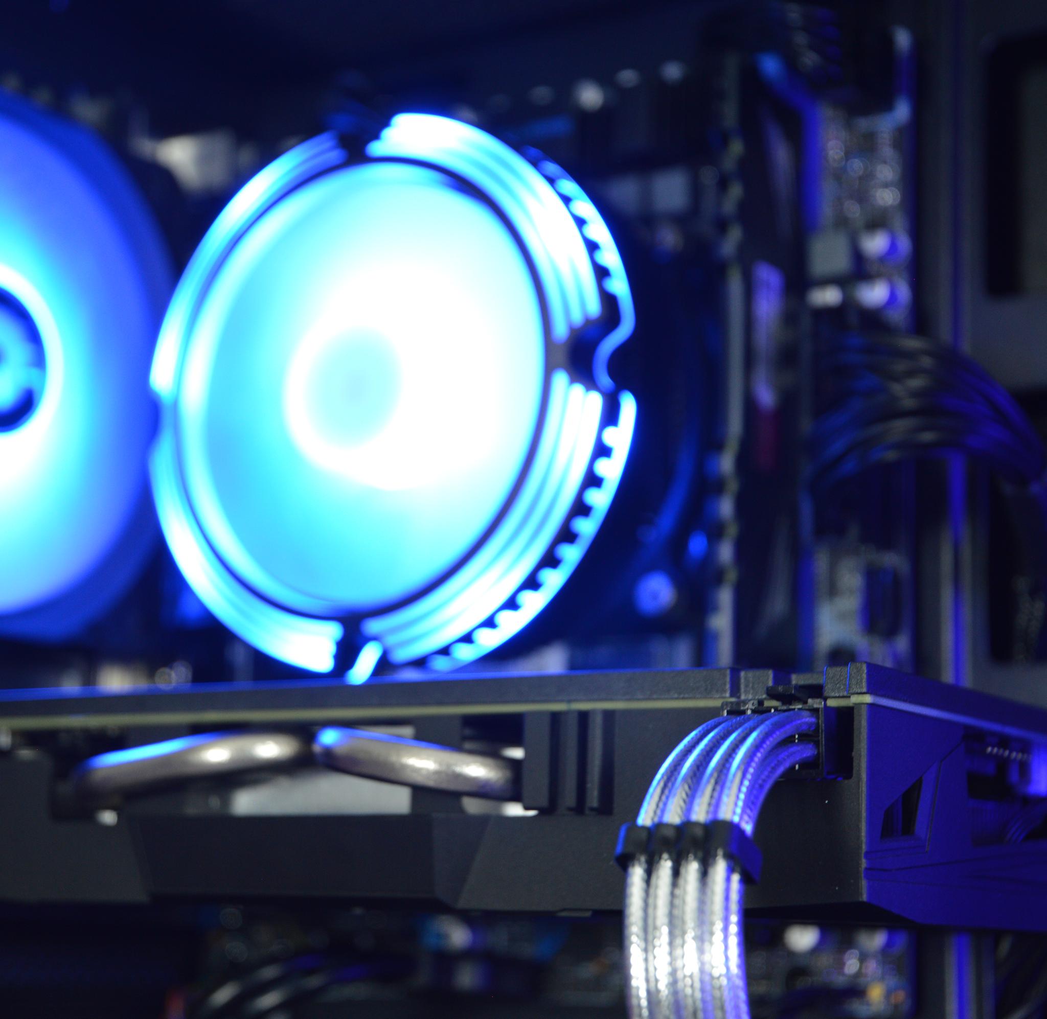 🔵⚫️| RX 580 8GB | INTEL XEON E5 2670 V3 | 16GB RAM | 1TB SSD | Midnight Cobalt 2.0 |