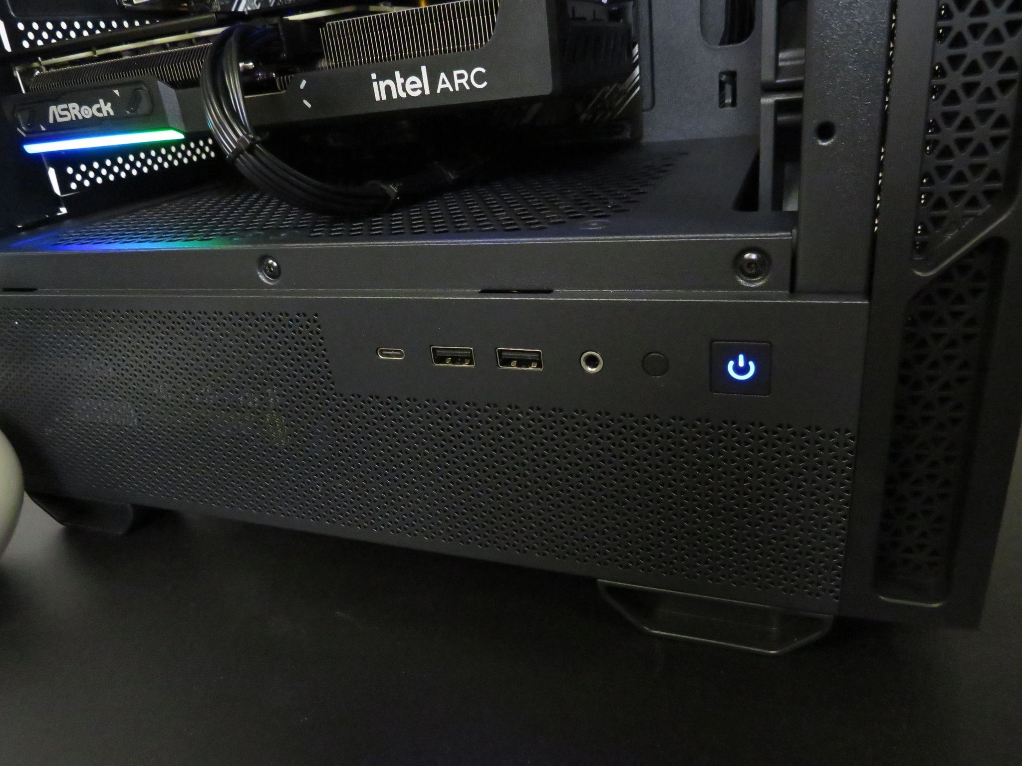 Budget Battlemage! All new parts: Ryzen 5 5600X + Intel ARC B570 + 16 GB DDR4 + 1 TB NVME