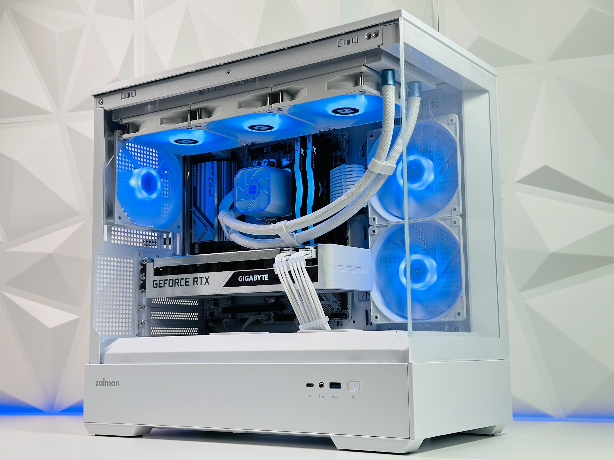 🤍🐻‍❄️Gaming PC▪️Nvidia RTX 3070 8GB▪️AMD Ryzen 7 5700X 8 core▪️32GB DDR4 ▪️ 1TB SSD NVME