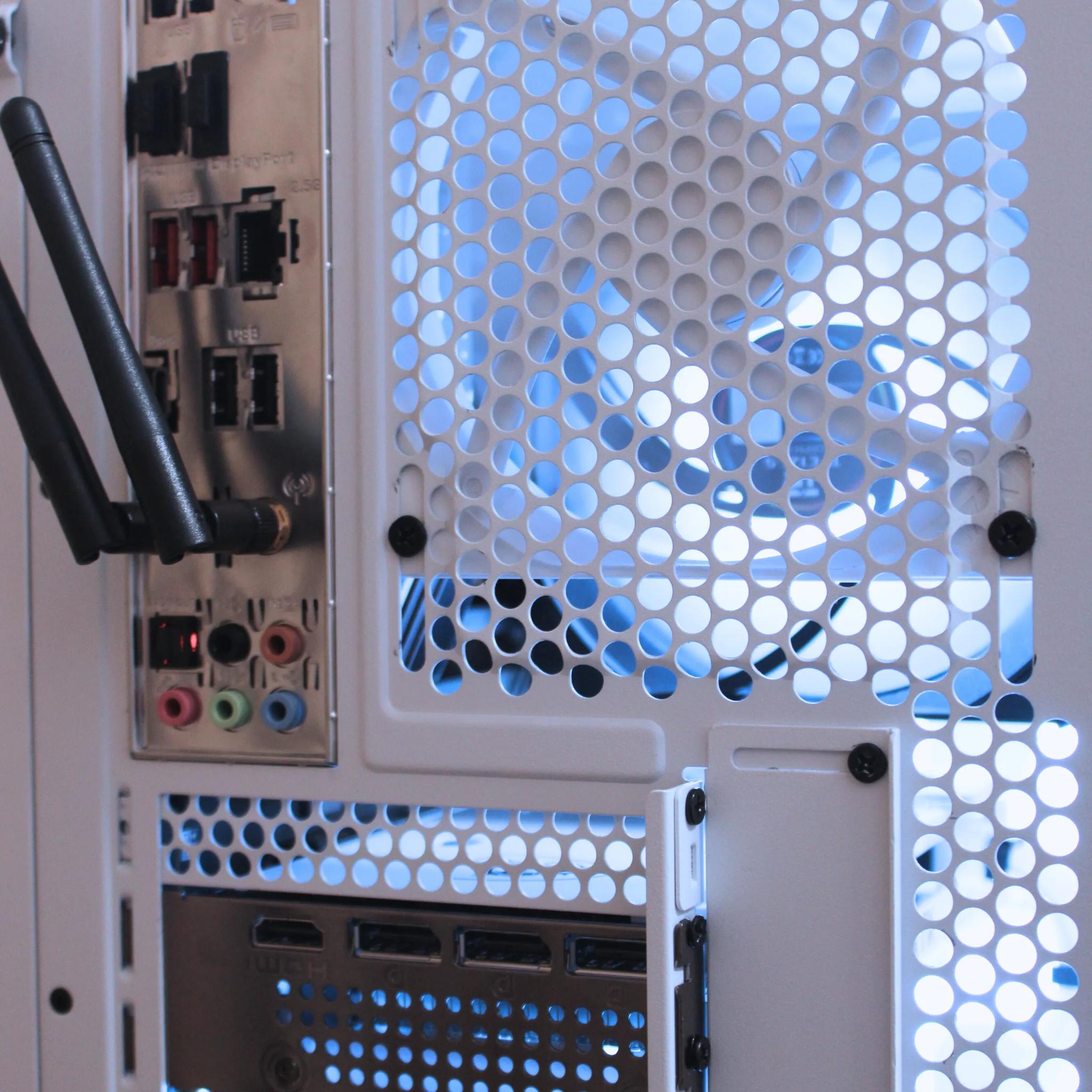 WHITE CUSTOM GAMING PC | RTX 5060 🎮 | 32GB RAM DDR5 ⚡️| Intel Core i5-12400F 🧠 |