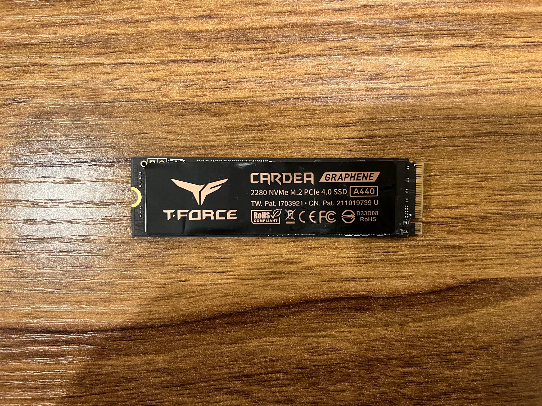 2TB NVMe PCIe Gen 4.0x4 SSD TeamGroup Cardea Graphene 3D NAND TLC