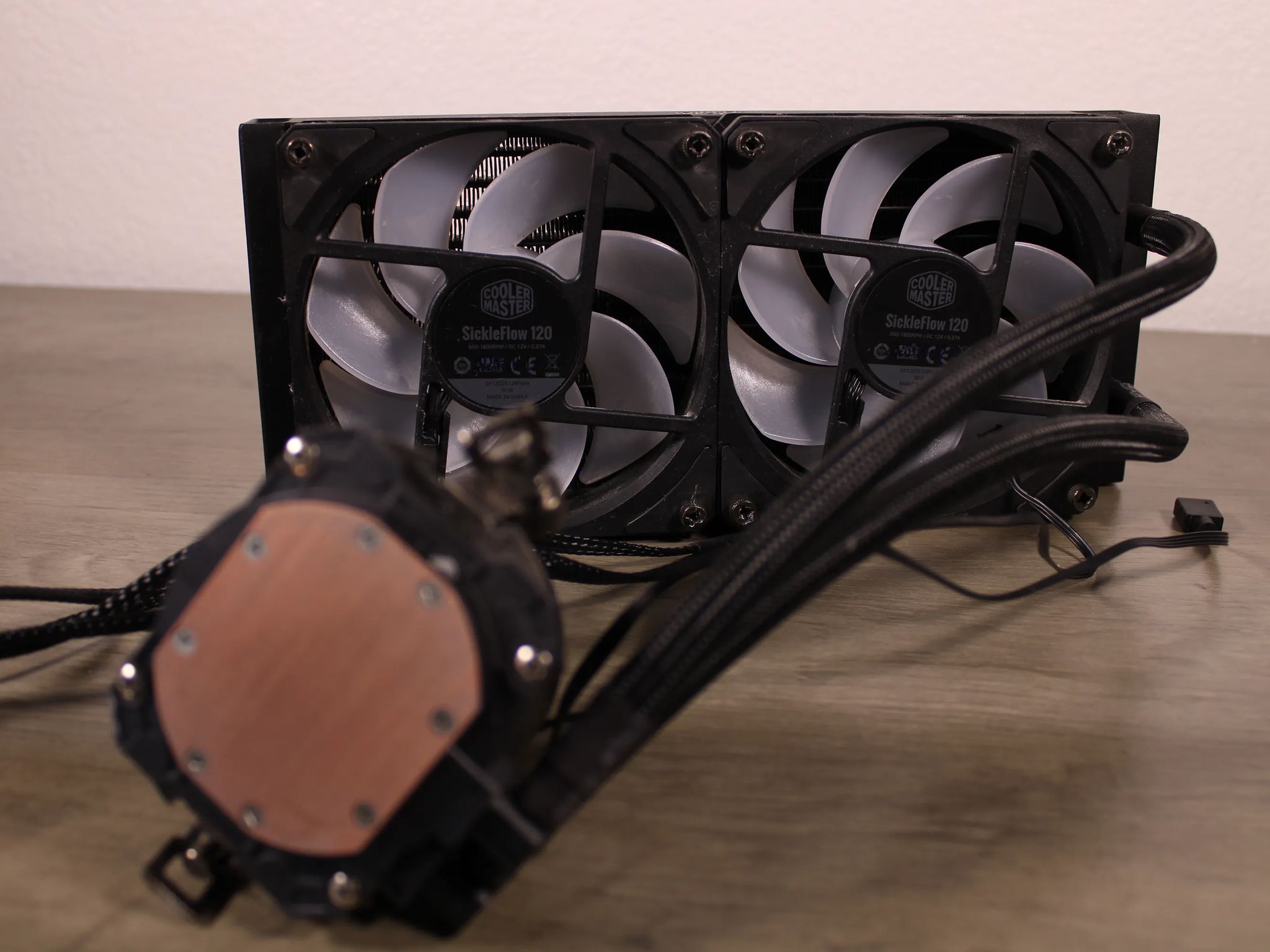 CoolerMaster AIO Cooler | 240mm Radiator | 2 PWM ARBG Fans | AM4/AM5
