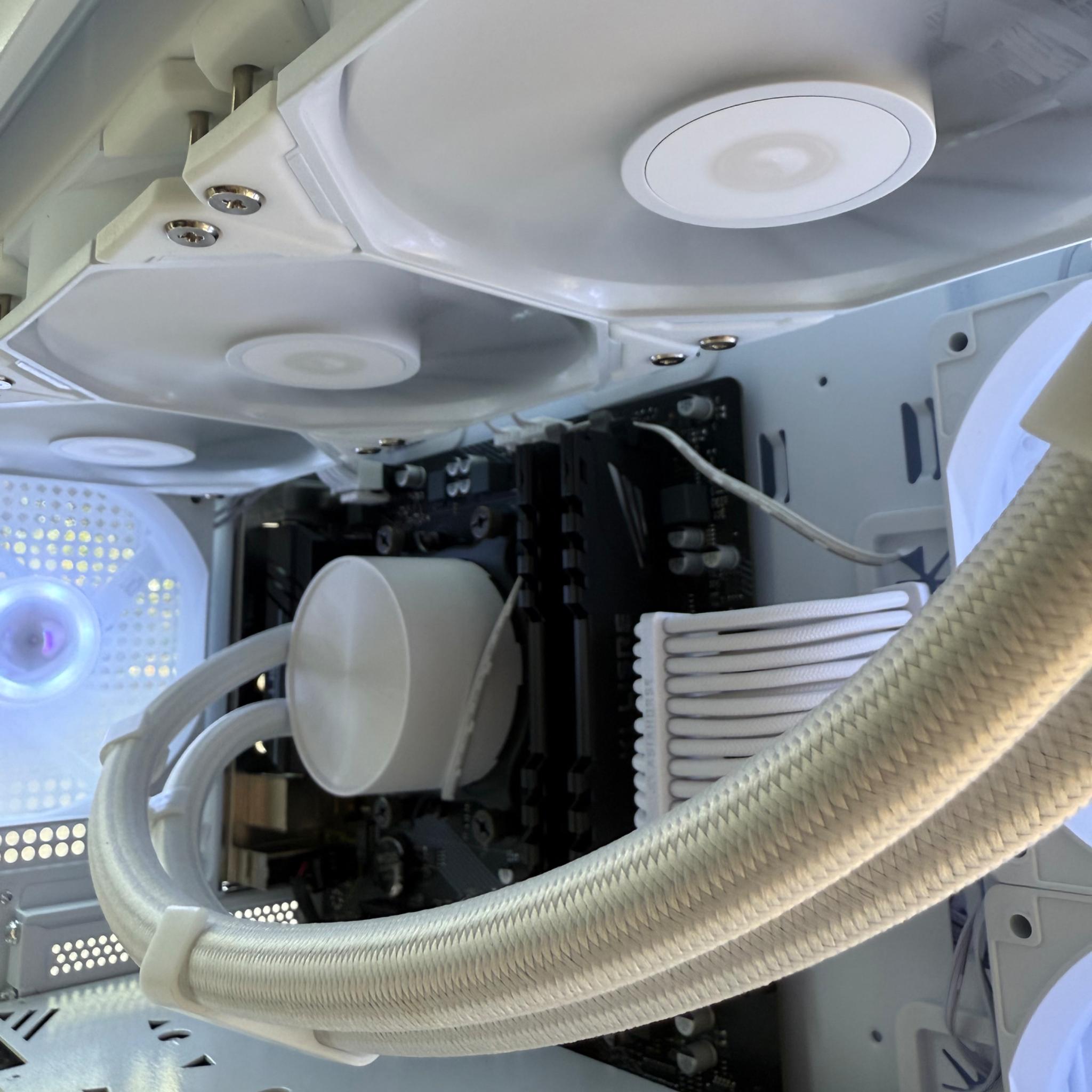 High-Performance Fortnite PC – Great FPS, Clean Build, WiFi+Bluetooth