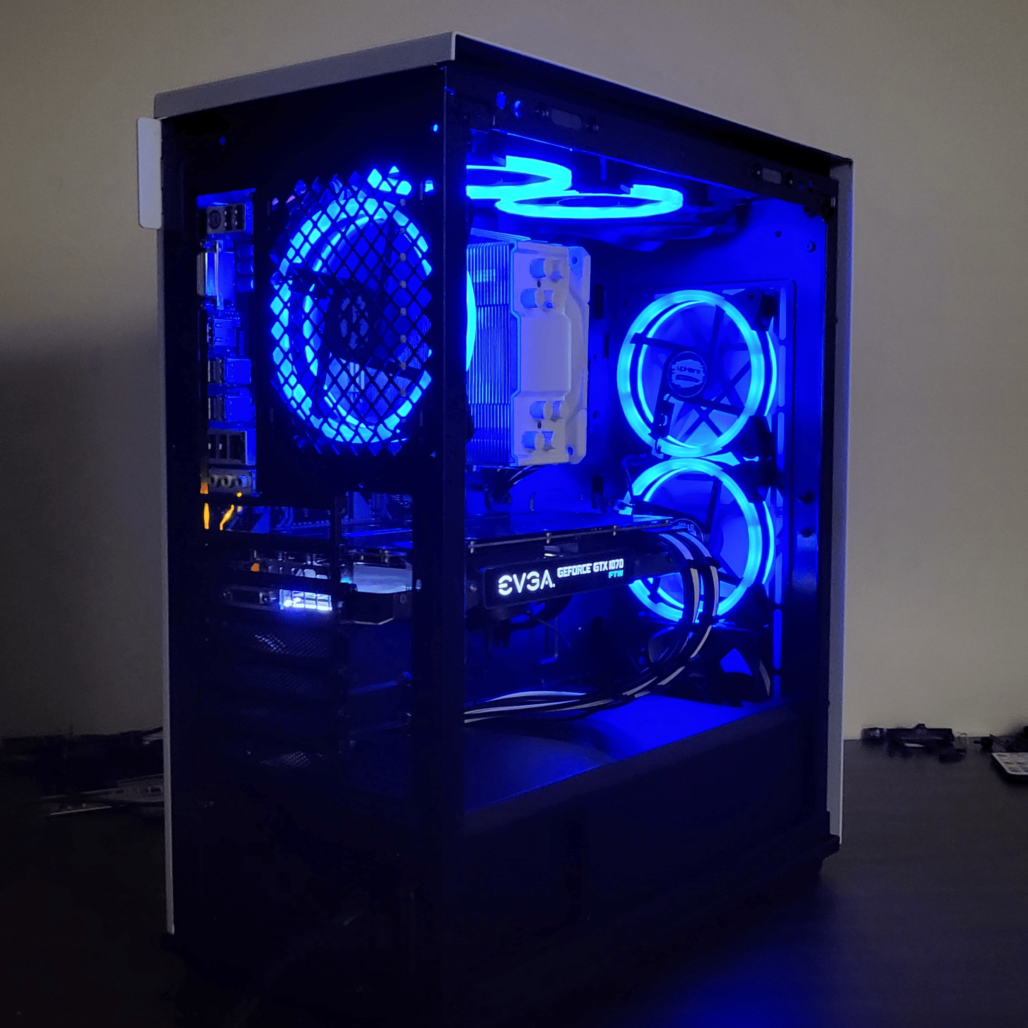 "Moonlight " Mid Range GTX 1070 Ryzen 5 Gaming/Streaming PC