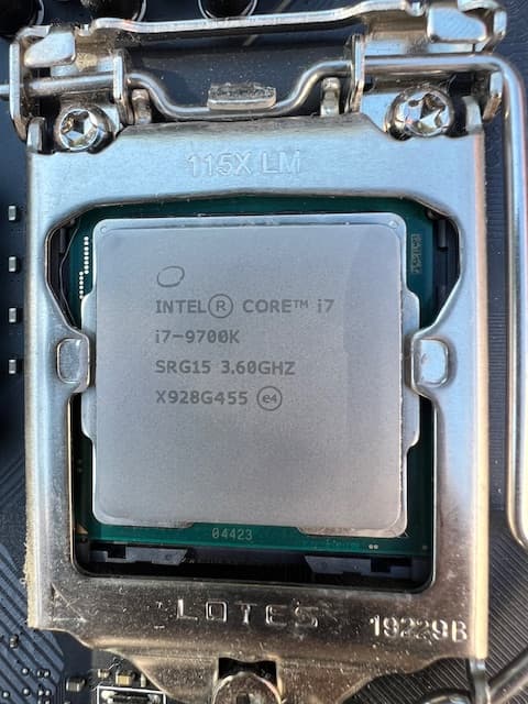 Intel Core I7-9700K Coffee Lake 8-Core 3.6 Ghz (4.9 Ghz Turbo) LGA 1151  Desktop Processor CPU