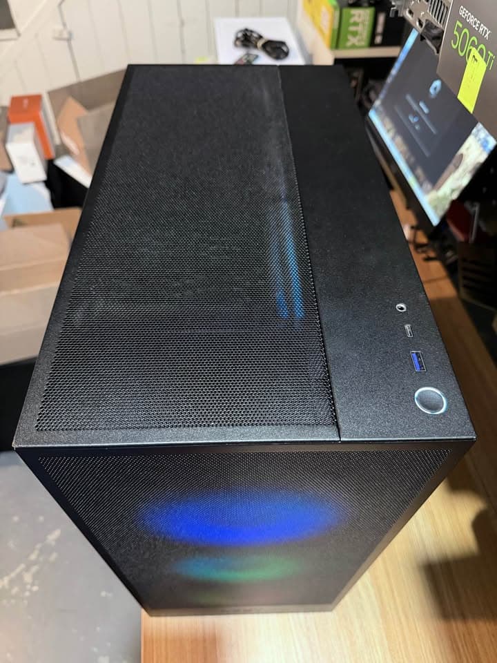 🔥 RTX 4070 Gaming PC | Ryzen 5 7500F | 32GB DDR5 | 1TB NVMe | NZXT AIO + RGB | WiFi | Plug & Play!