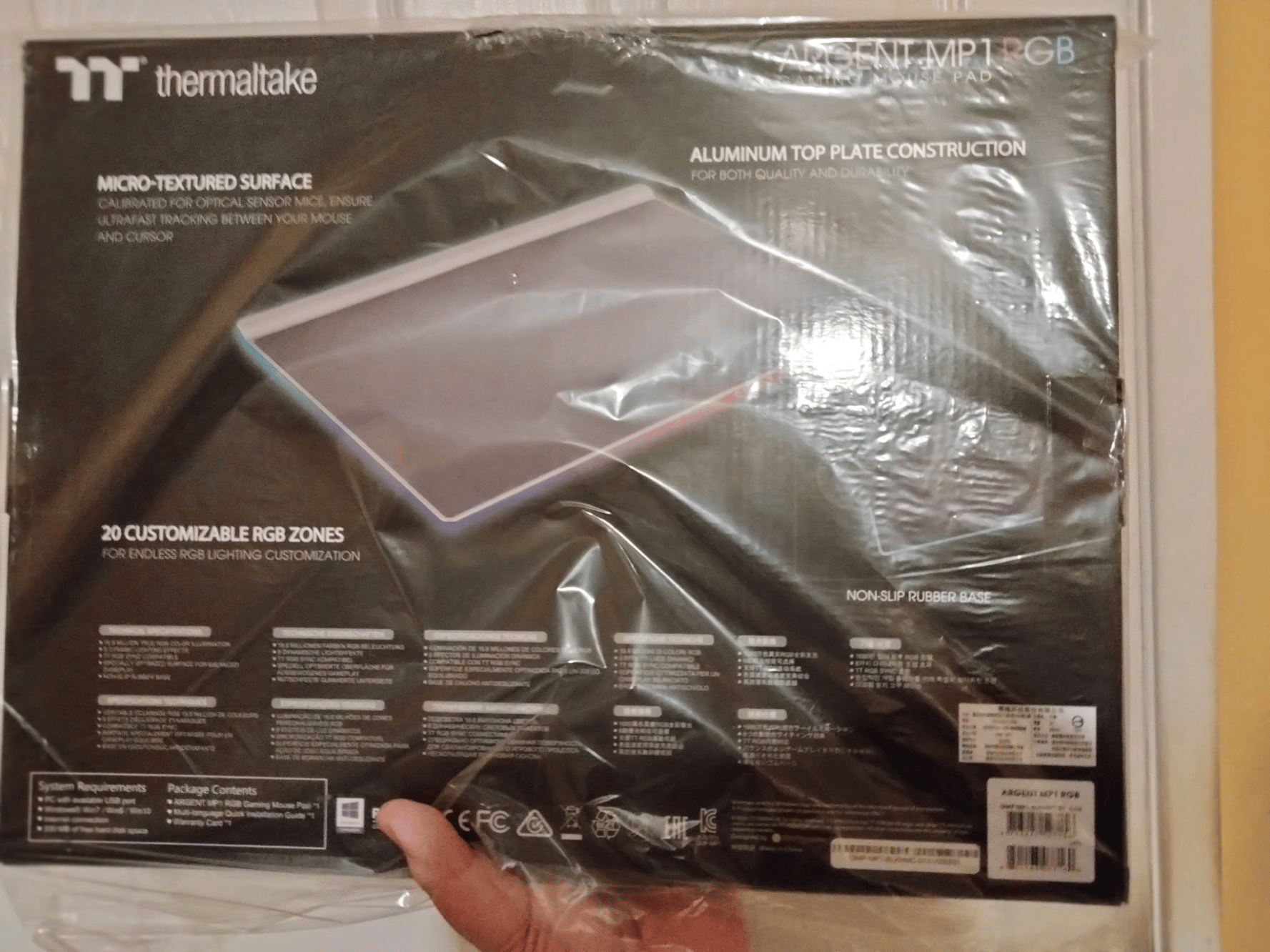 BNIB Thermaltake Argent MP1 RGB Gaming Mousepad
