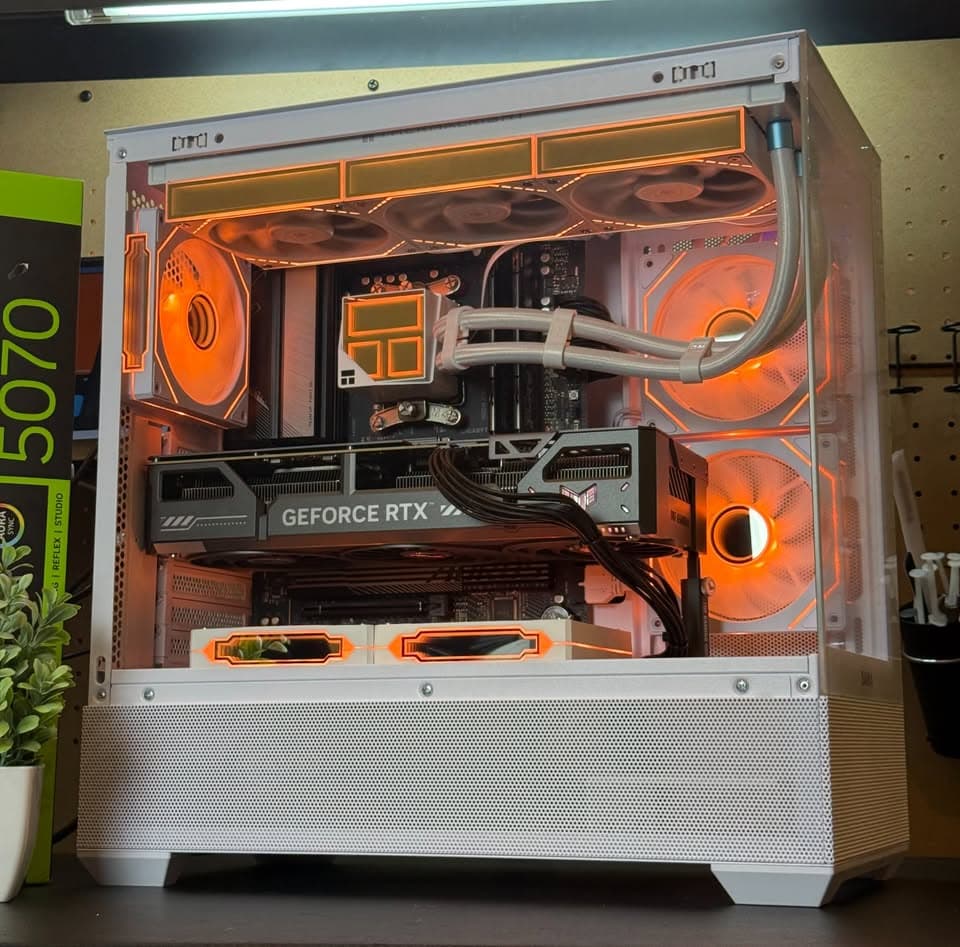 1440P / 4K Gaming PC | RTX 5070 | Ryzen 5 9600x | 32GB DDR5 RAM | 1TB | Windows 11