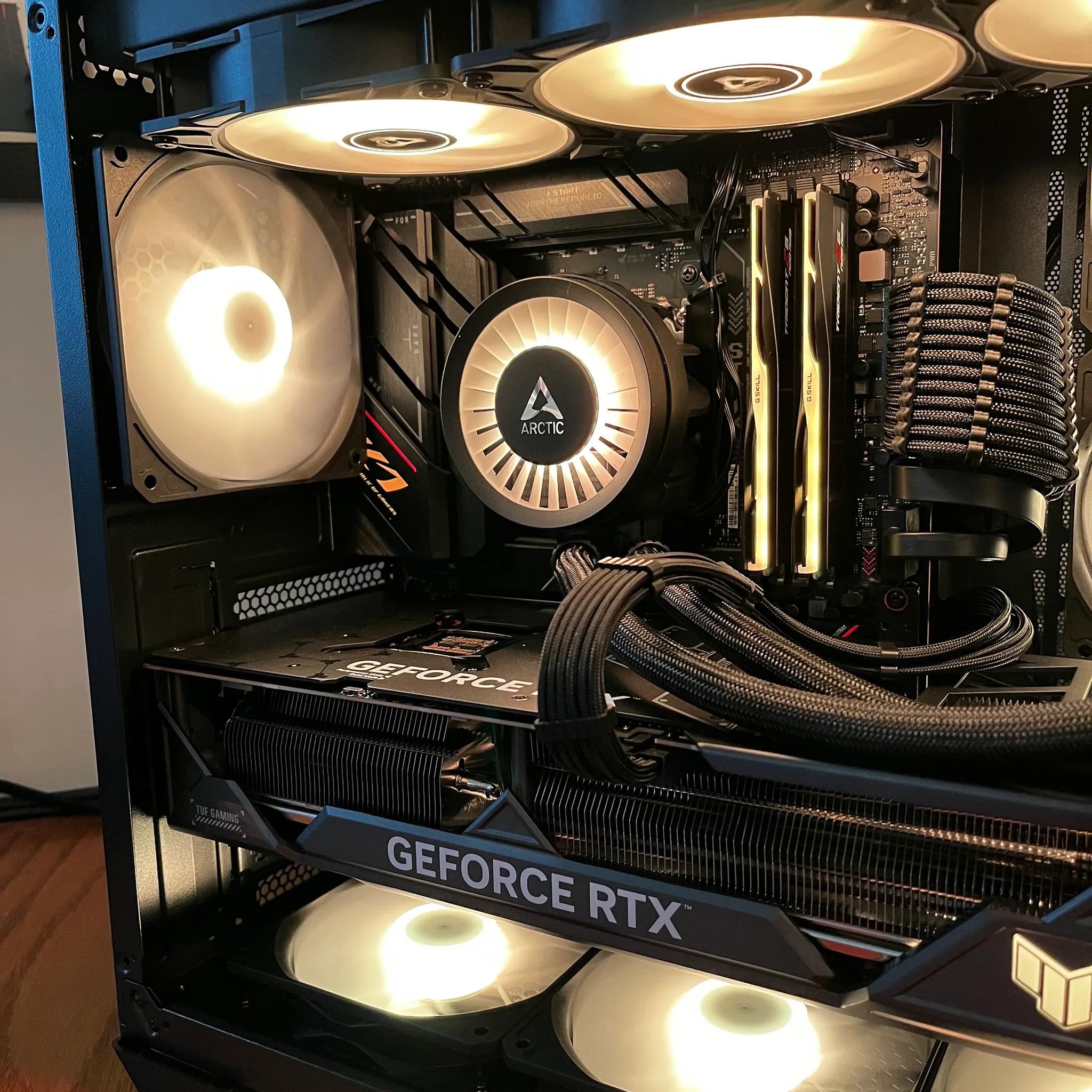 Dark Energy - RTX 4080 OC | Ryzen 7 7800X3d | 32GB DDR5 @6400MT/s | 4TB NVME | 1000W Platinum