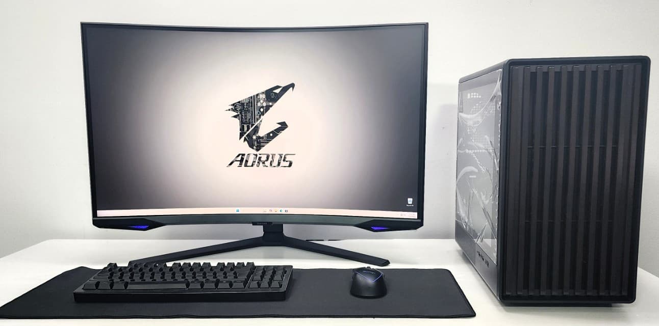 ALL NEW Dark Wood - NO-RGB - Liquid Cooled 1440P Gaming PC - 9600X - 9060XT (16GB) - 32GB - 2TB