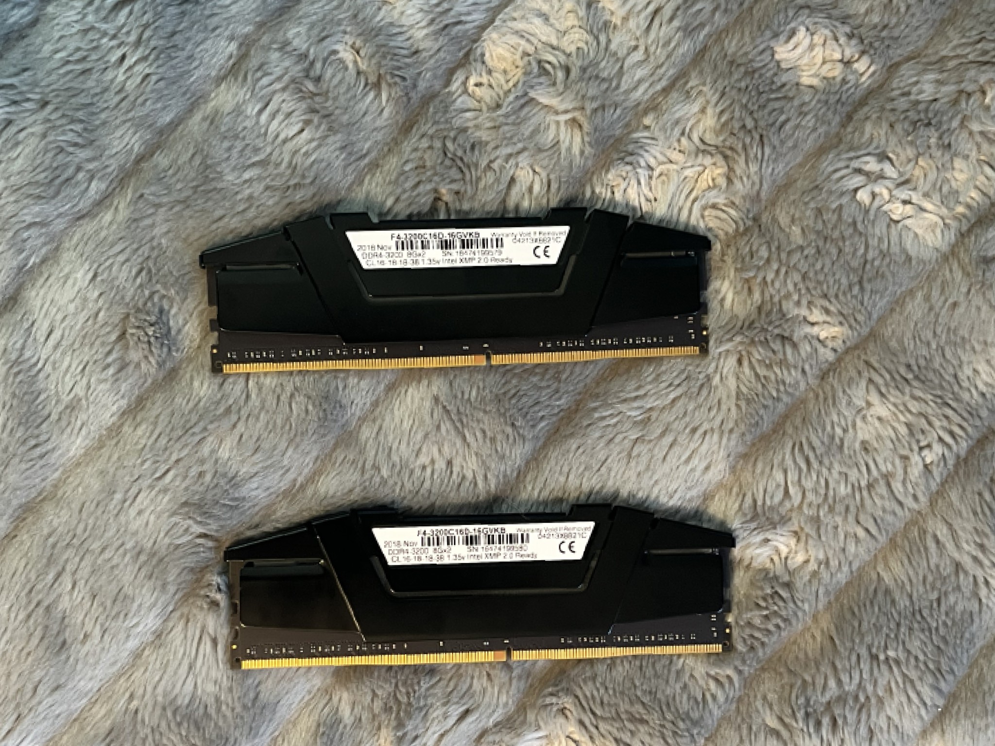 G.SKILL Ripjaws V 16GB (2x8GB) DDR4 3200MHz CL16 RAM Kit