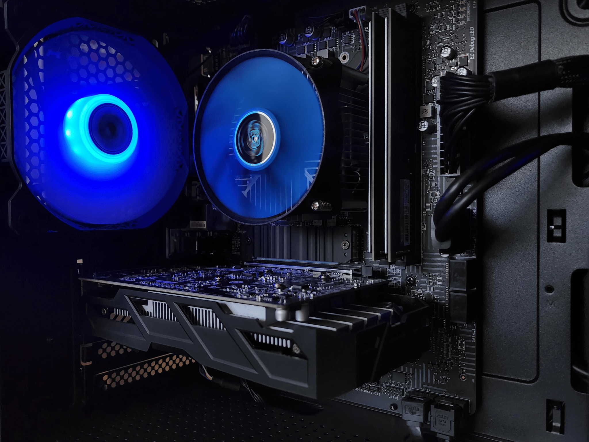 Intel Core i3 10100F // Gigabyte AMD Radeon RX 460 // SP 16GB 3200MHz