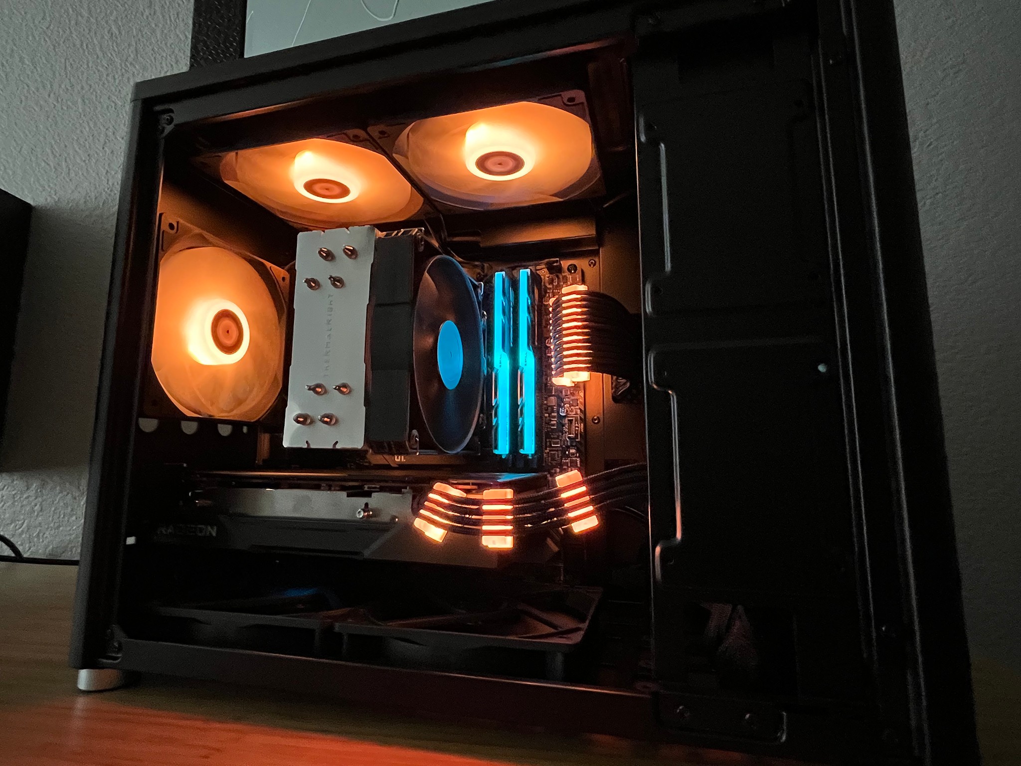 Stealthy Banger v2 - i5 11400F & RX6600 1080P/1440P