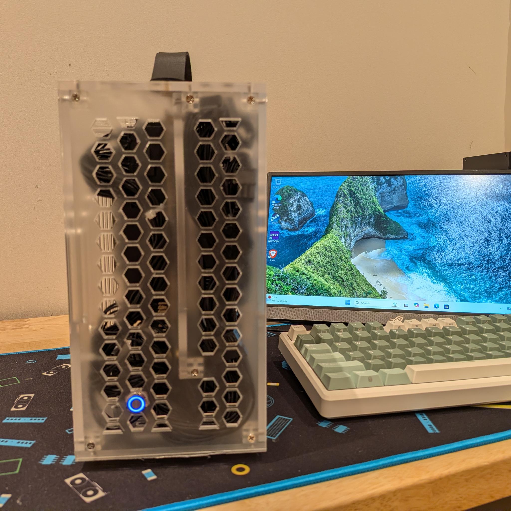 1080p Invisible Man - RTX 5060, Ryzen 5 5600, 32 GB DDR4 RAM, 1 TB Gen 4 NVME, Clear