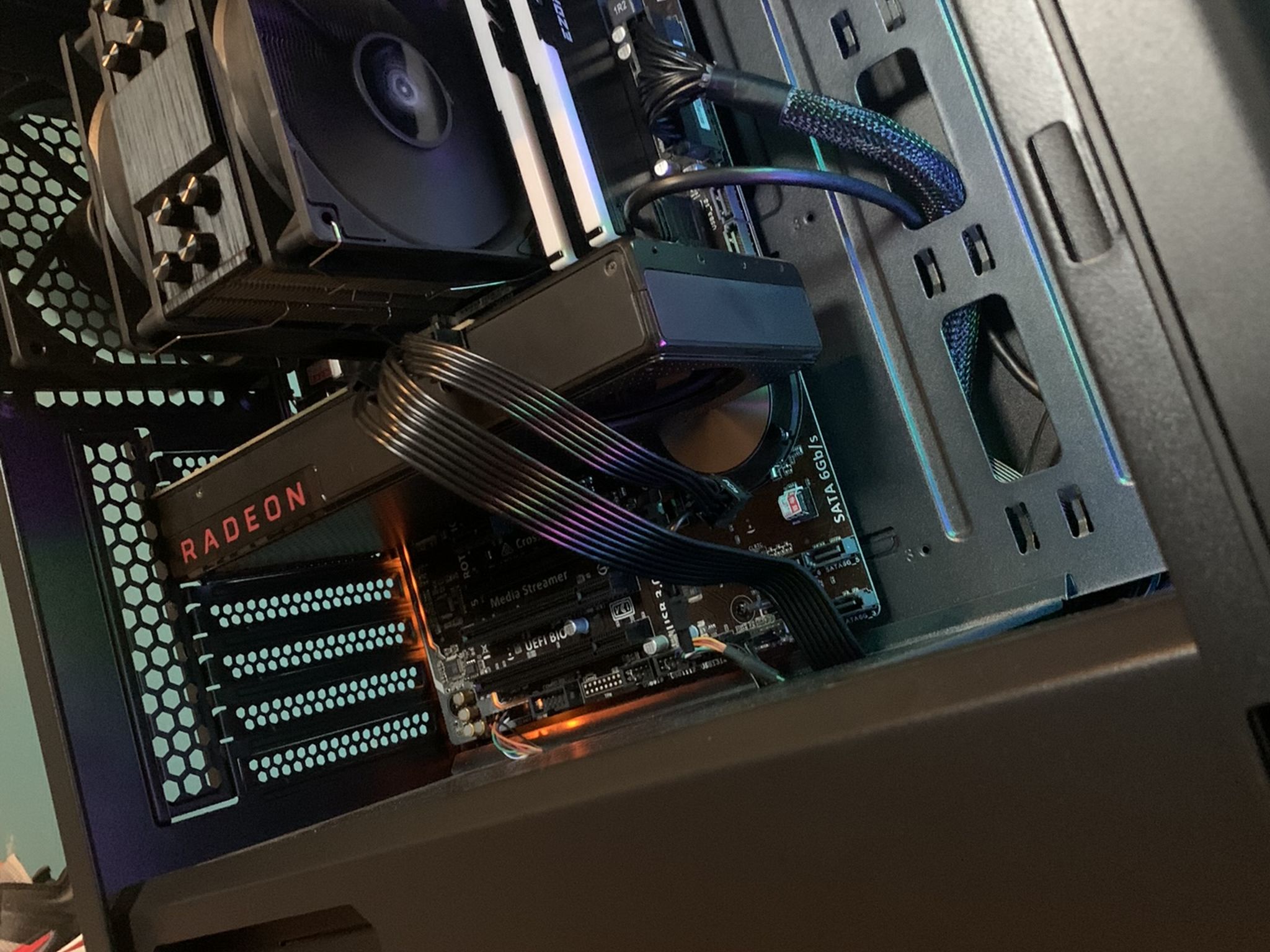 🖤RX 480 | Intel i5 | 16GB 1600mhz | 512GB NVMe SSD