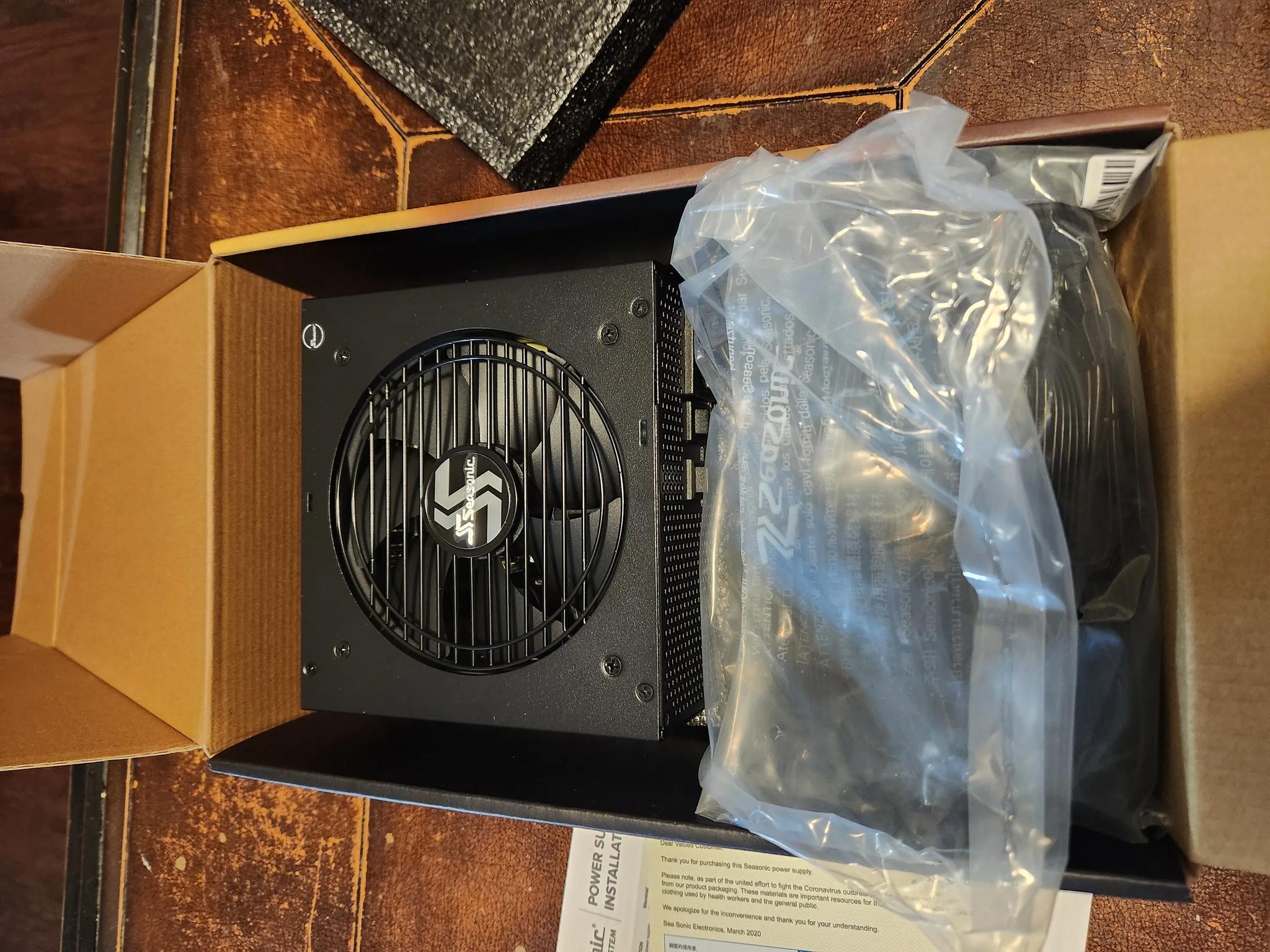 SeaSonic FOCUS GX 850 W 80+ Gold Certified Fully Modular ATX Power Supply