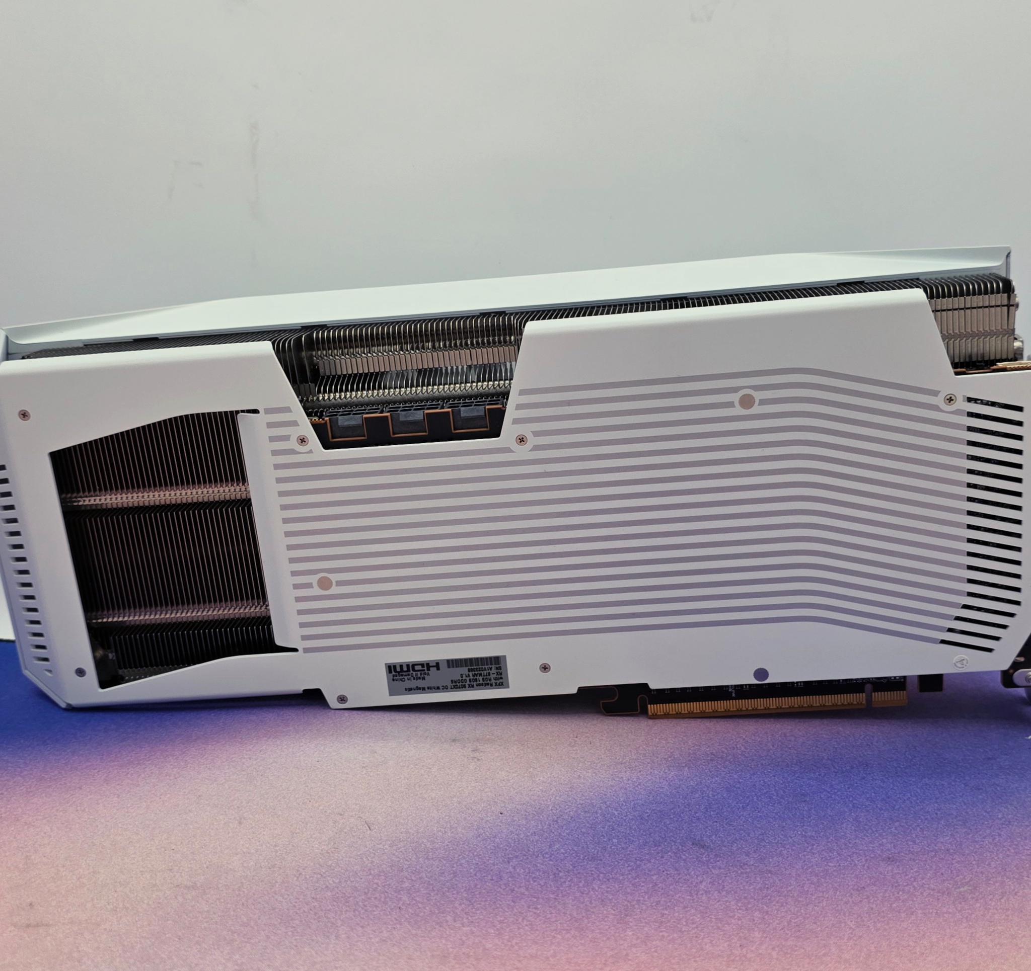 XFX RX 9070XT Quicksilver Magnetic Air White Edition