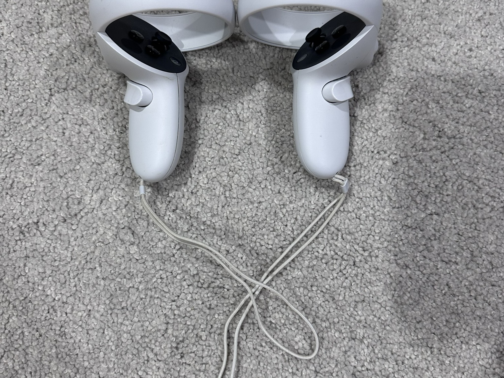 Meta Quest 2 (128GB) VR Headset Bundle