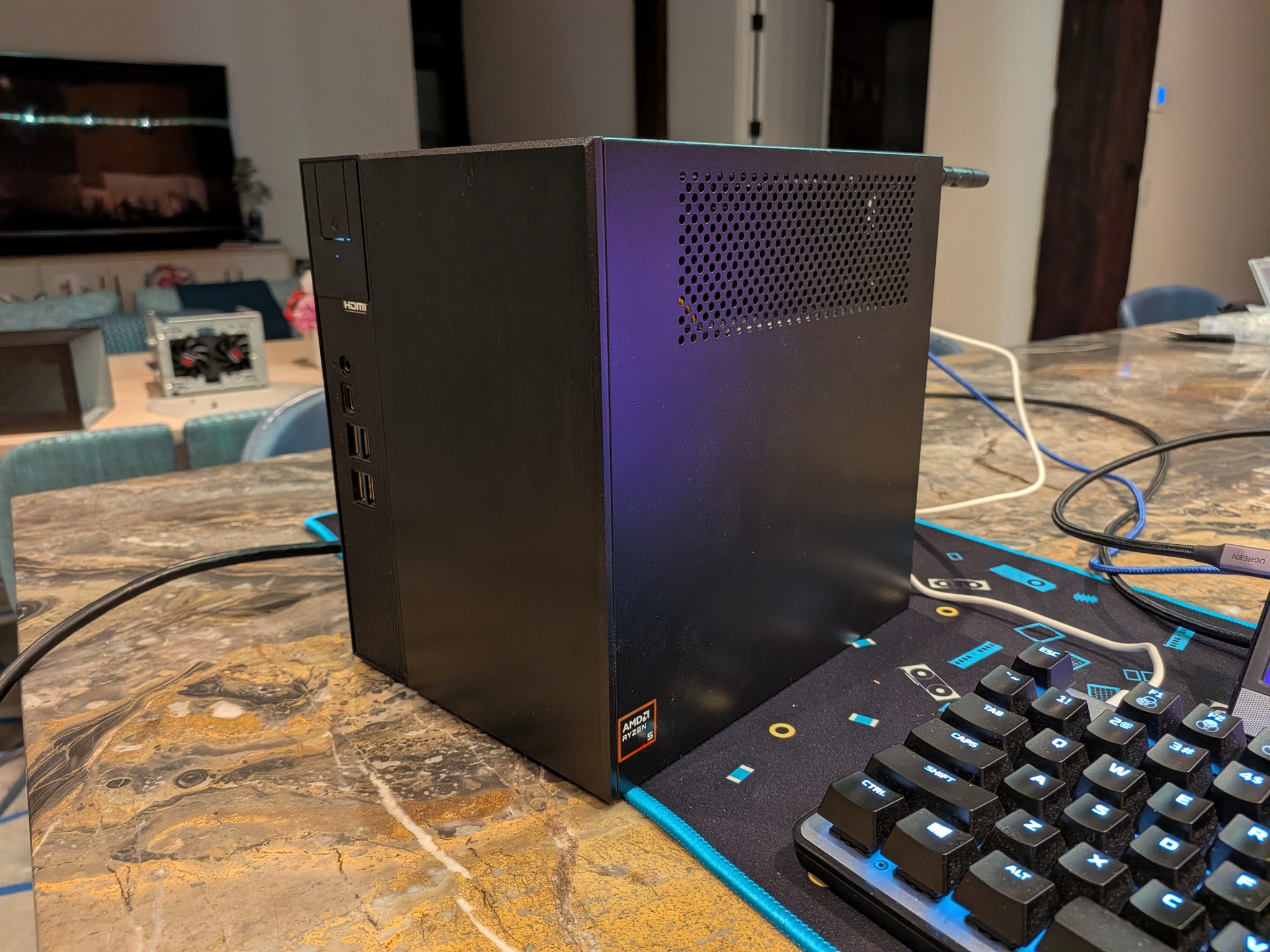 Steam Machine Killer - RX 7600, Ryzen 5 5600, 32 GB DDR4 RAM, 2 TB NVME