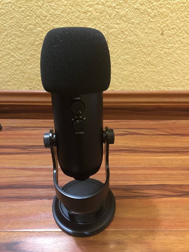 Blue Yeti USB Microphone - Blackout w/ Mudder Foam Cover & Auphonix Pop Filter