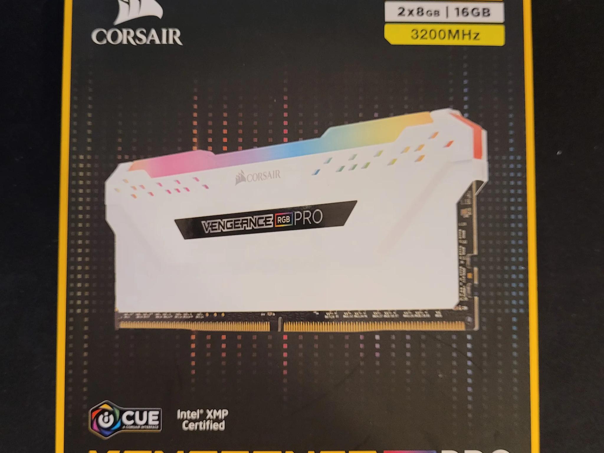 *SEALED* Corsair Vengeance Pro 16GB (2 x 8GB) 3200Mhz CL16 RAM 