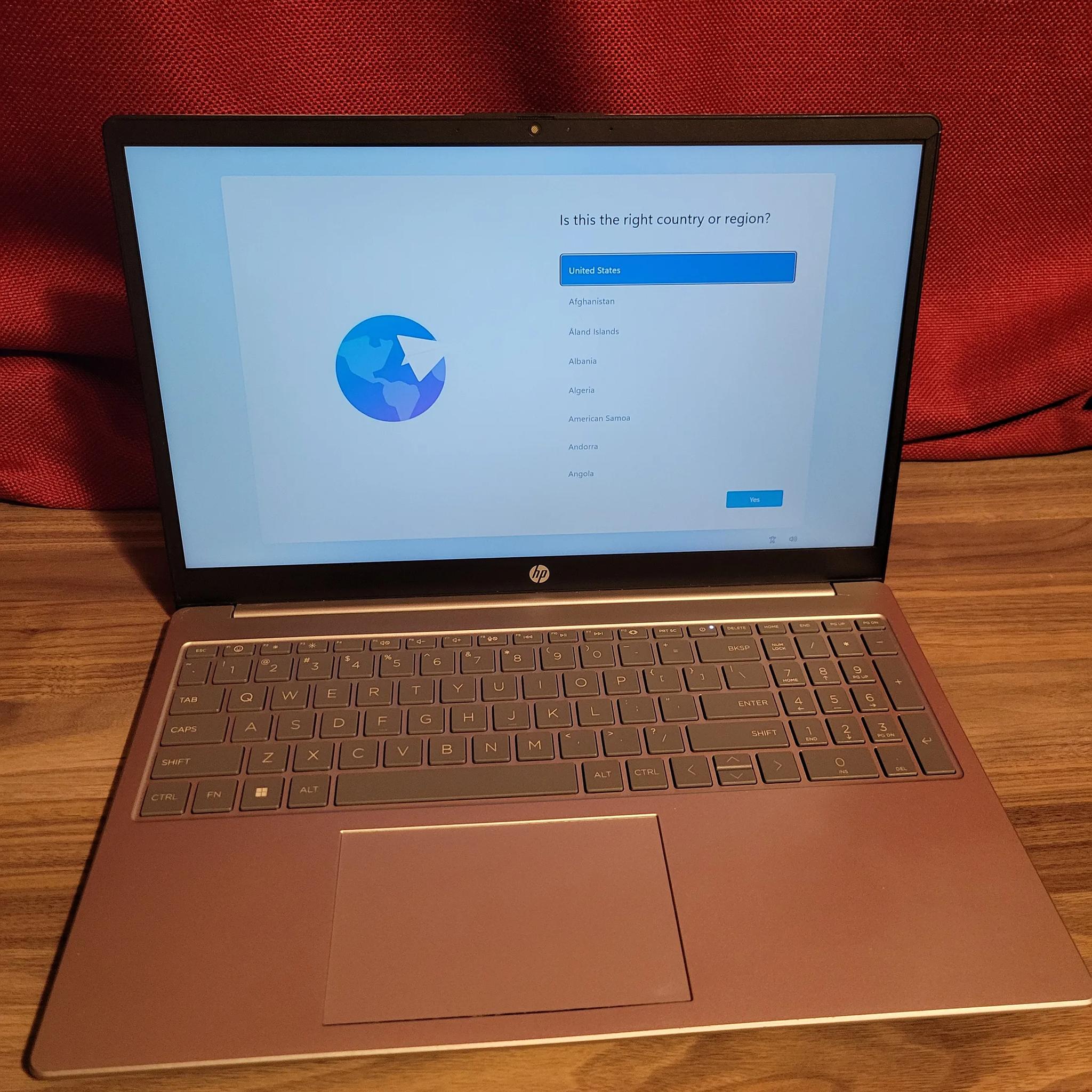 HP Laptop-15.6" Screen-Ryzen 5-256gb-16gb Ram- 15fc0093dx