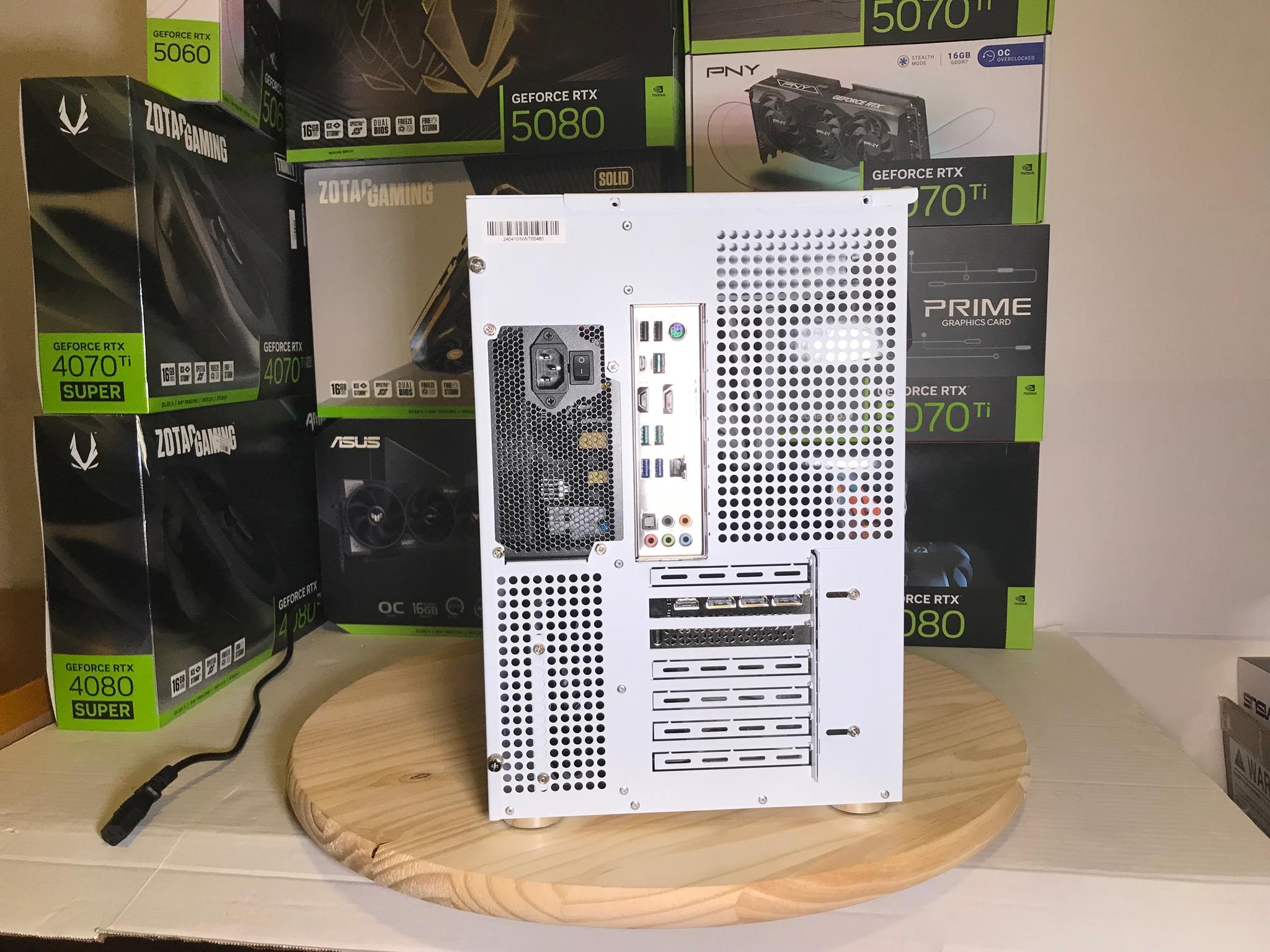 RTX 5070 | 32GB RAM | i7 | 1TB SSD