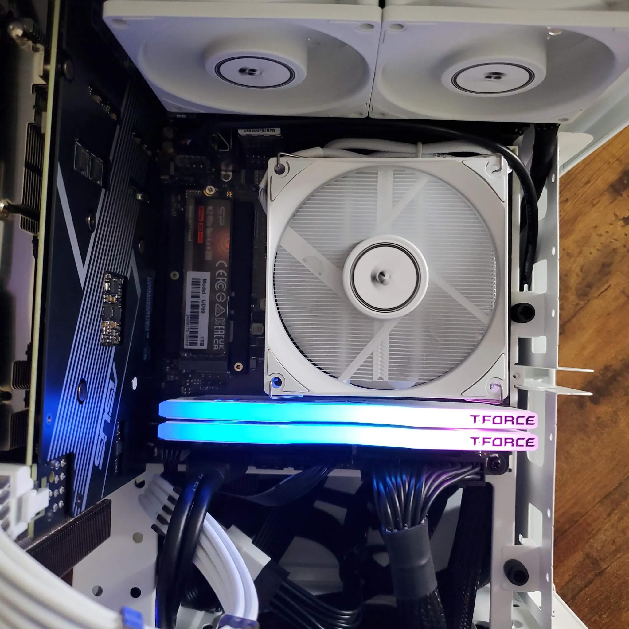 Snow White Mini ITX Cube PC | RTX 3050 8GB | Ryzen 5 3600 | 16GB DDR4 ARGB | 1TB NVME SSD | Wifi