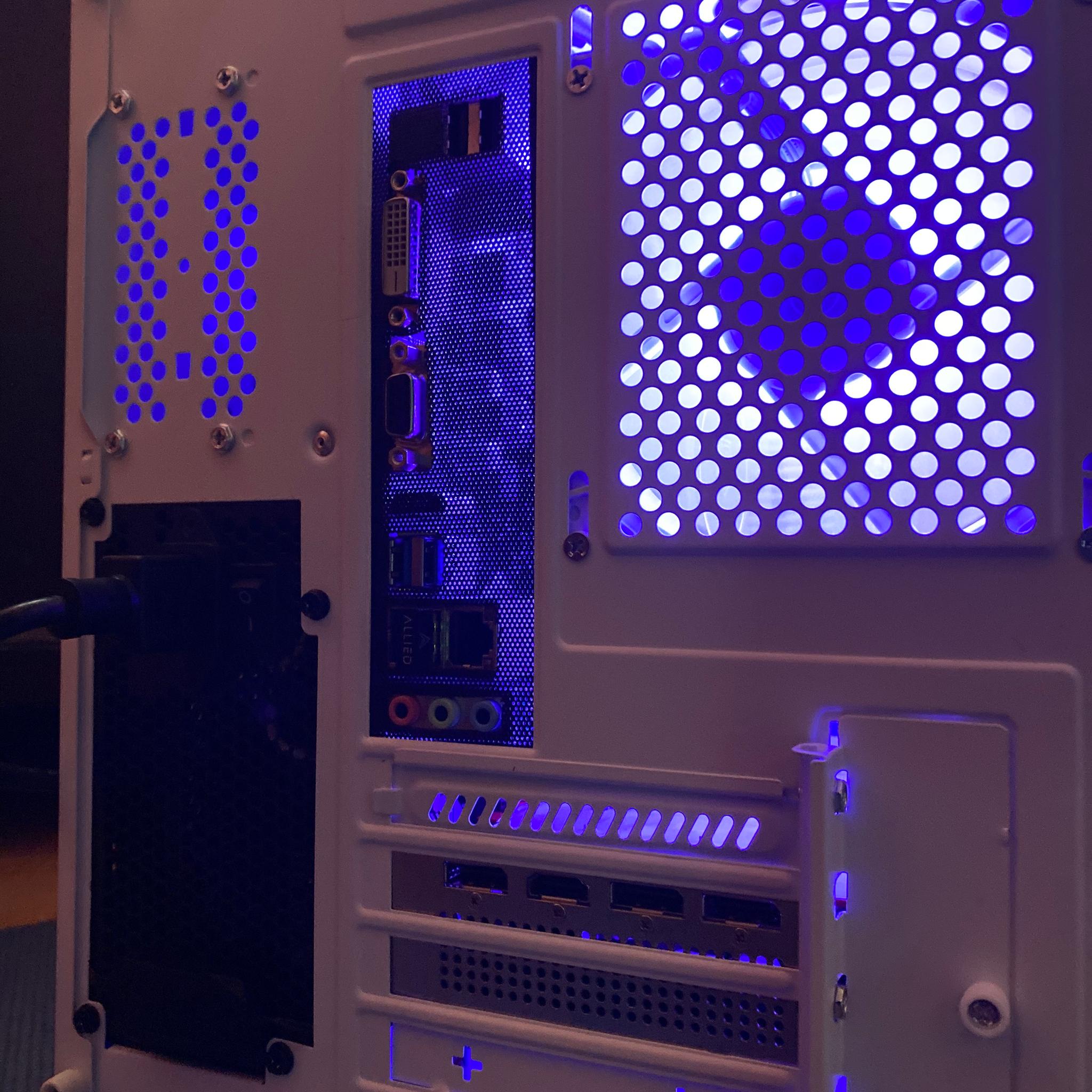 (Liquid-cooled) RX 5700XT| Ryzen 7| 16GB GLOWAY DDR4 RAM| 1TB NVMe SSD| Windows 11 PRO w/ Deku💫