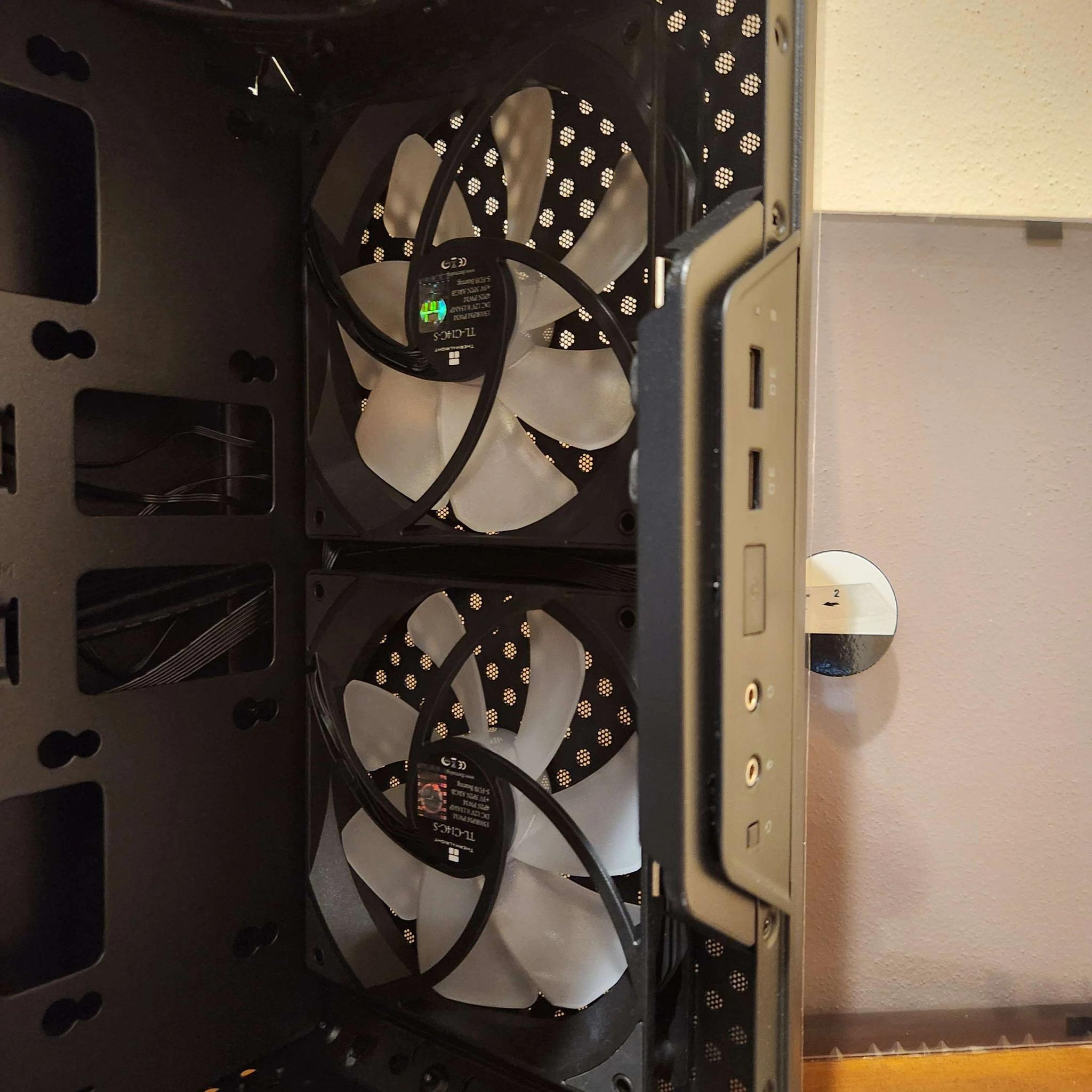 Cooler Master MasterBox Q300L w/ Thermalright ARGB Fans