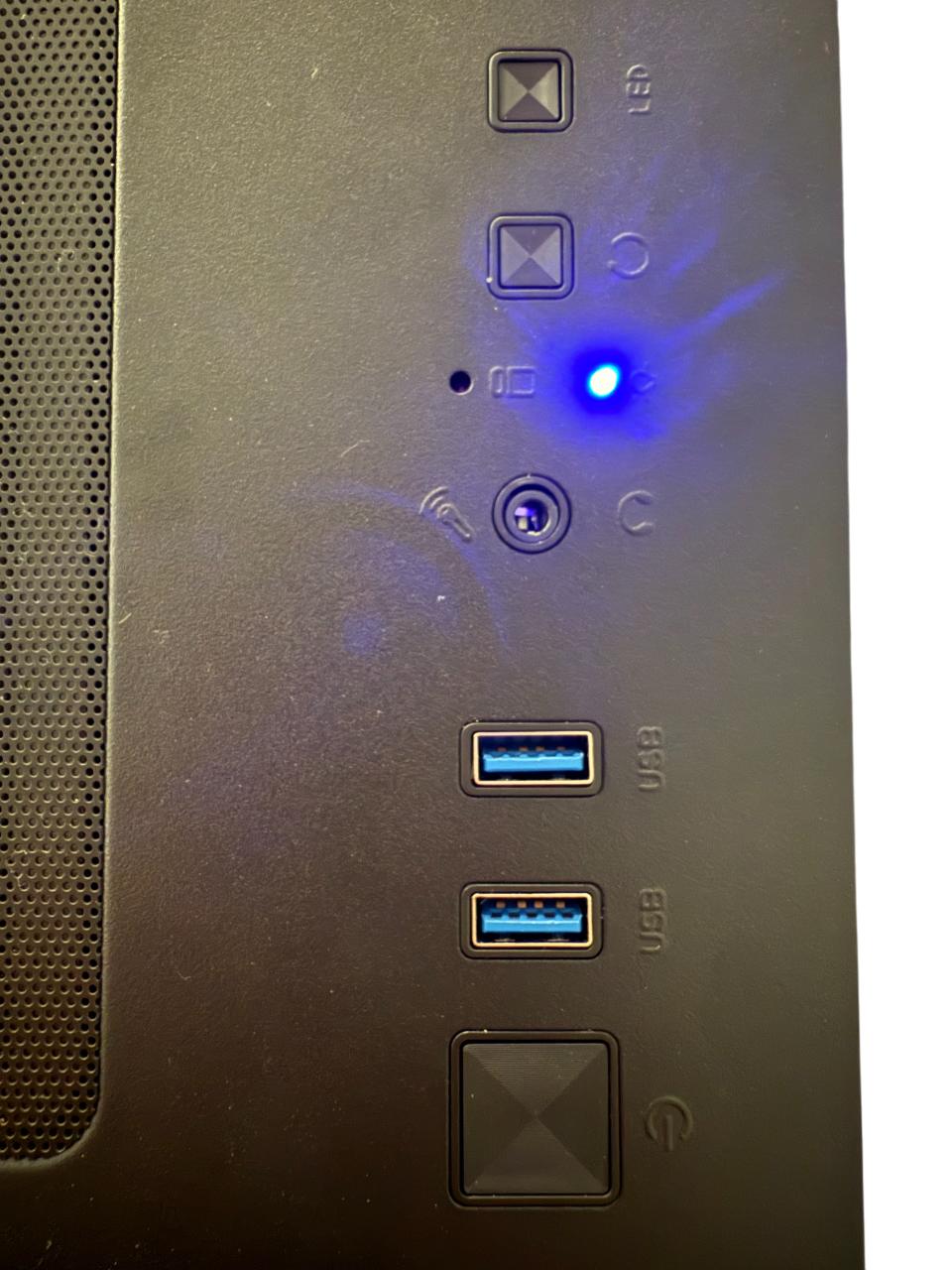 GTX 1080 Ti + Ryzen 5 5500 - 32GB RAM - 1TB NVMe - Windows 11 Pro
