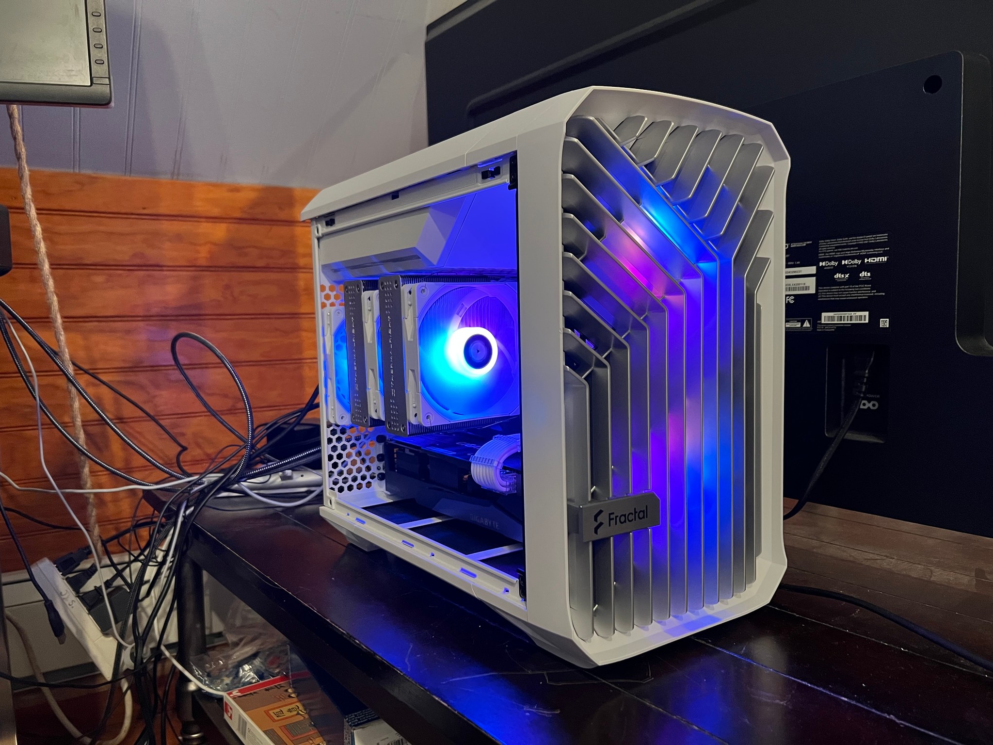 “Clearance Sale” White Fractal Torrent Nano only