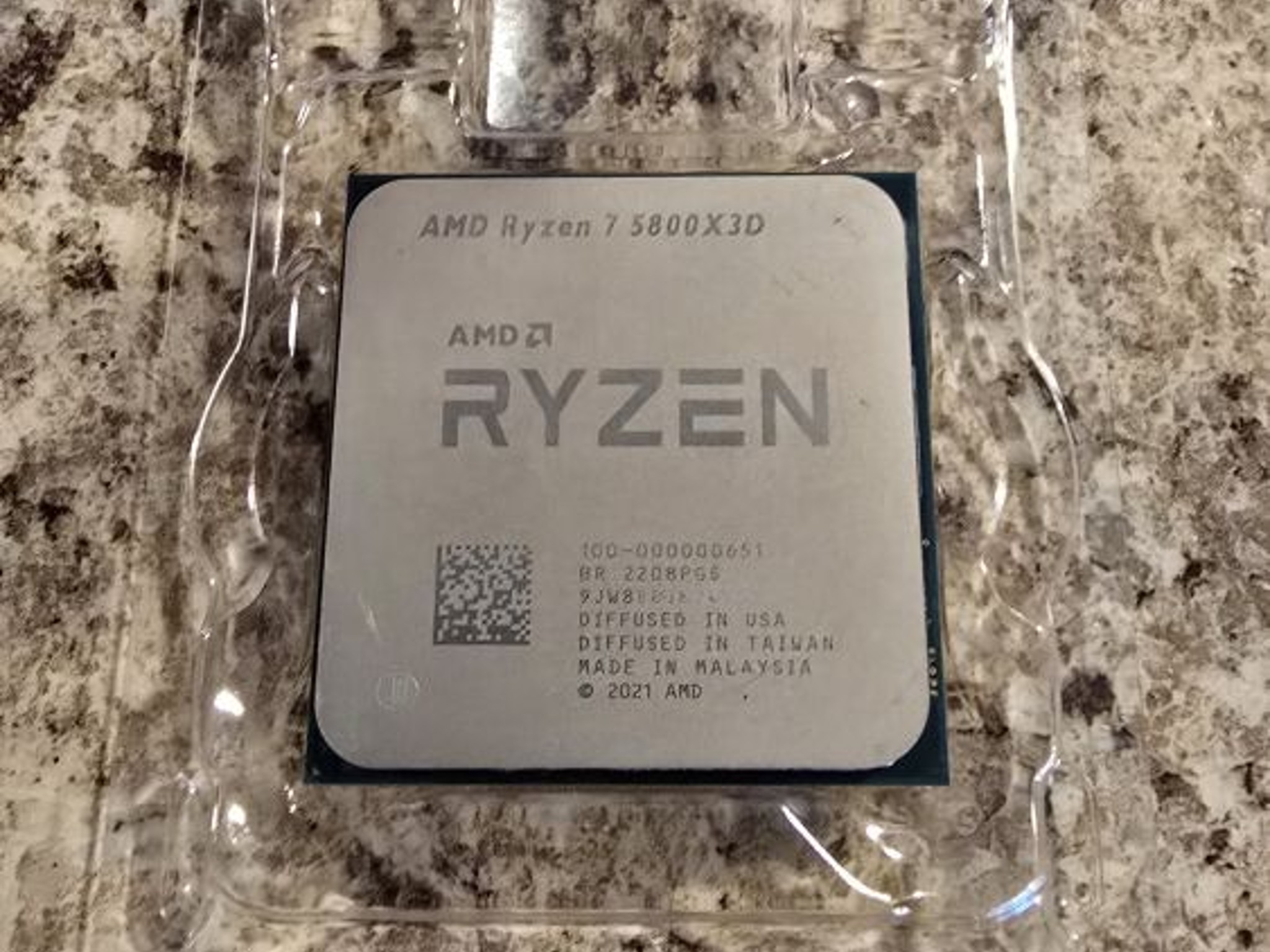 AMD Ryzen 7 5800X3D, 3.4 GHz 8 cores / 16 thread