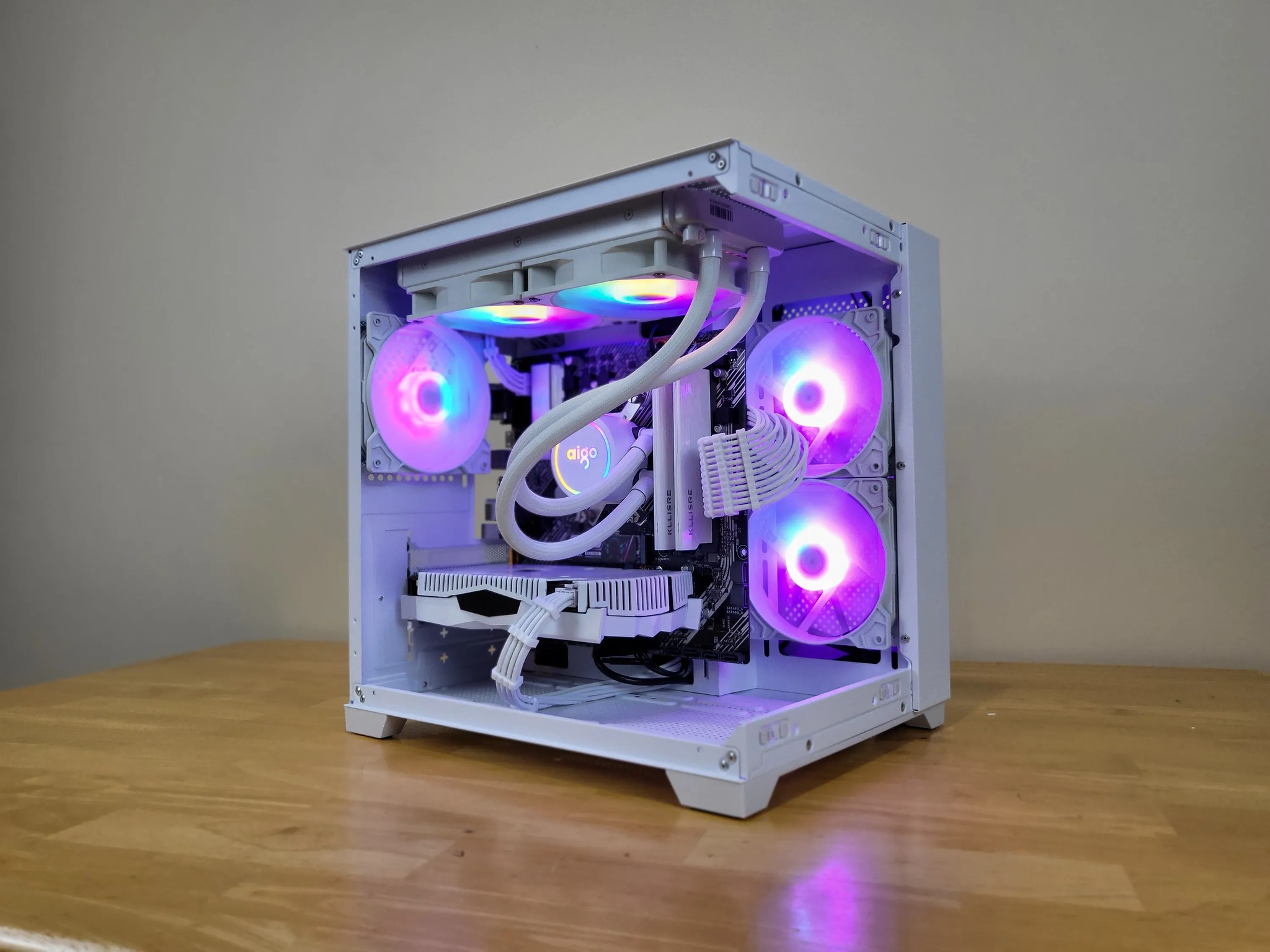 BLACK FRIDAY SALE! RTX 2060 SUPER RYZEN 5 3600 Gaming/Streaming PC